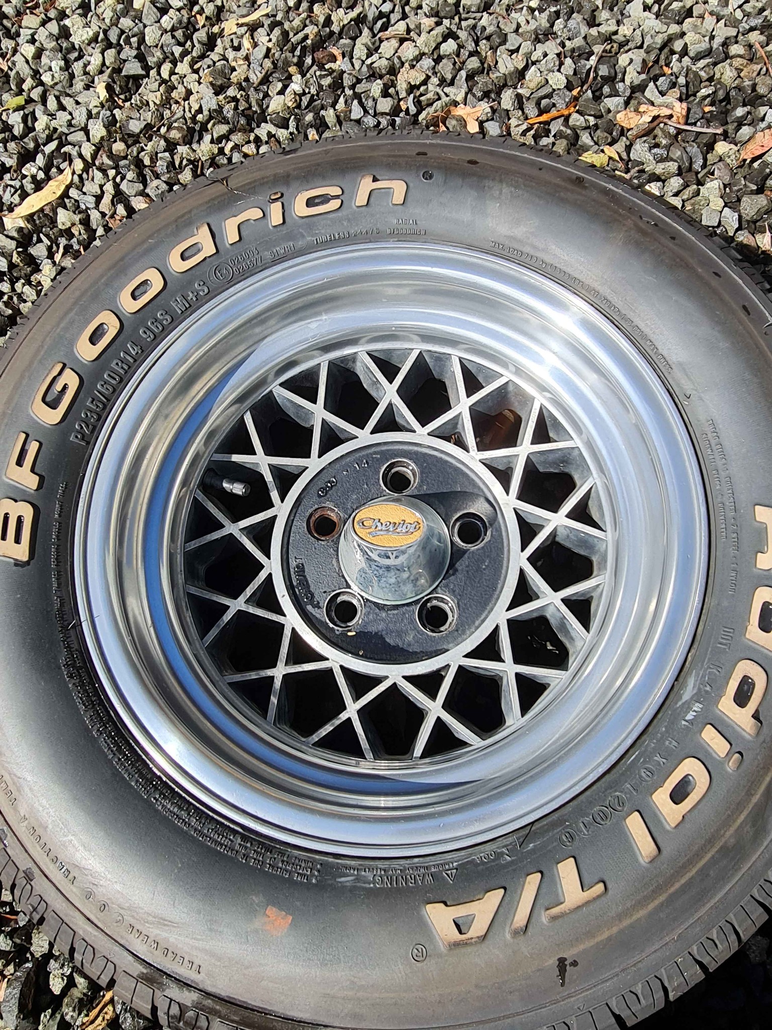 Ford hotwires 14x8 Chevoit - Car Wheels, Tires & Parts - Watanobbi ...