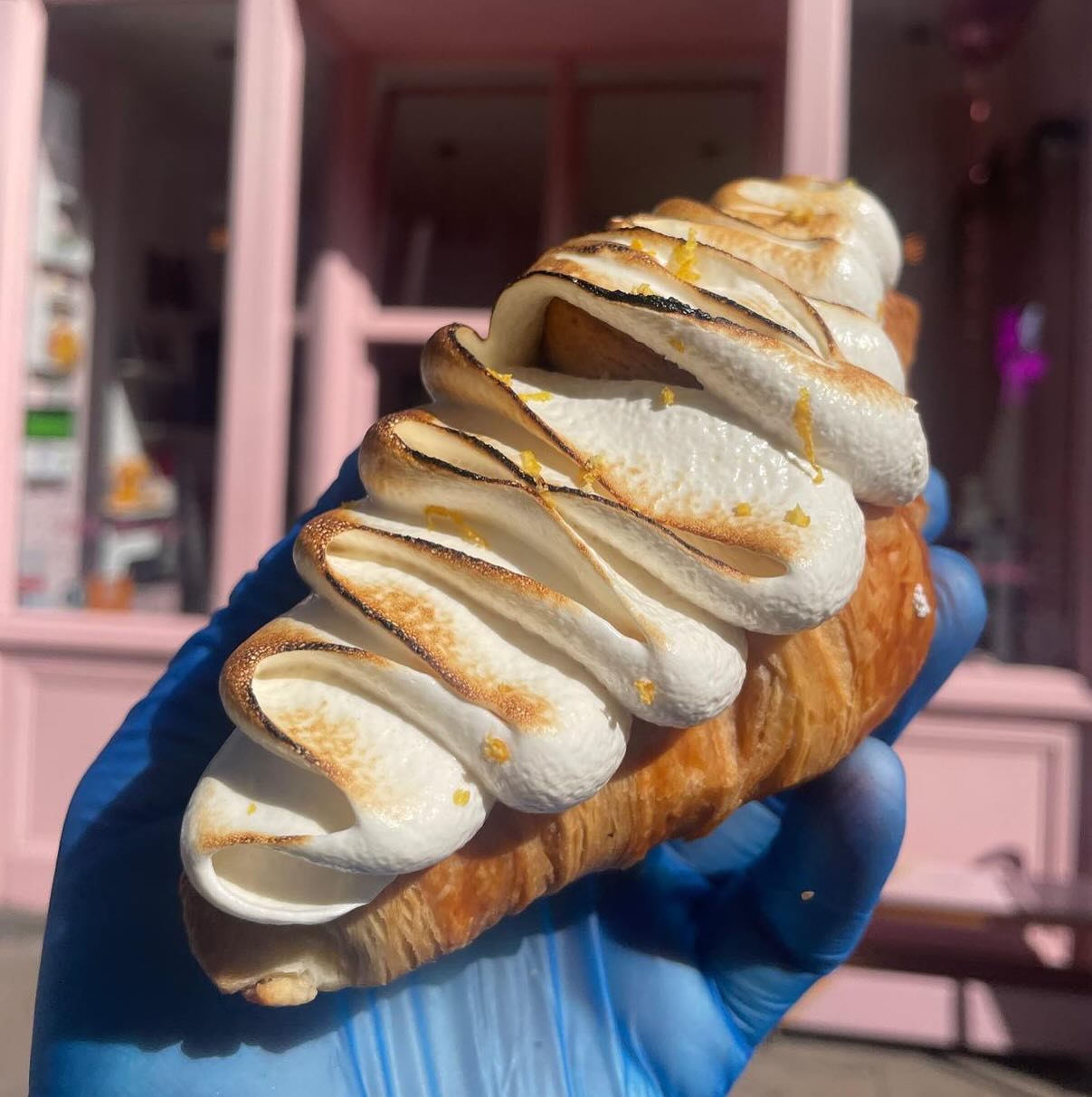 Little - 🍋☀️🥐 Lemon Meringue Croissant 😮‍💨 Filled with zingy lemon curd ...