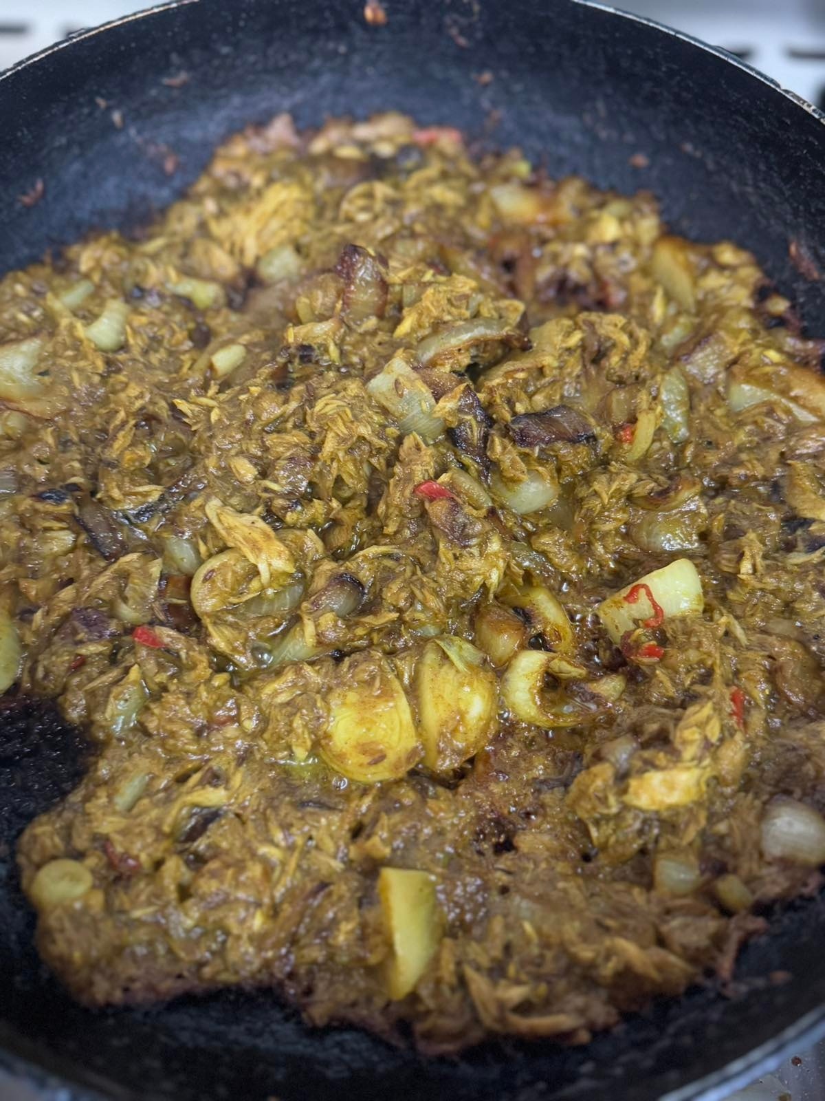 Sweet - Fiji tuna curry for the roti parcels 😋 | Facebook