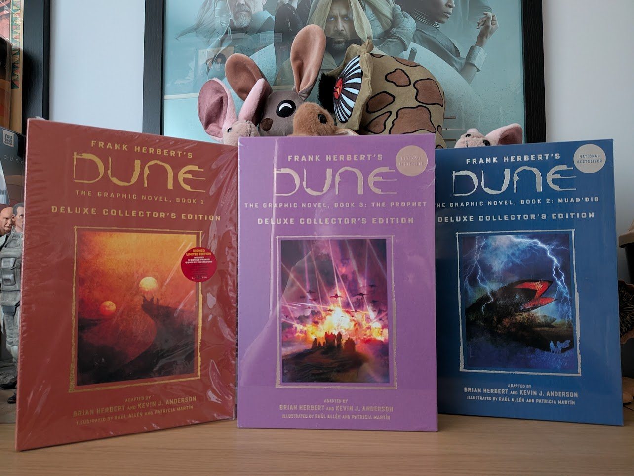 洋書 DUNE The Graphic Novel Book 3 Deluxe Dune: The Graphic Novel, Book 3: The Prophet - Deluxe Collector's