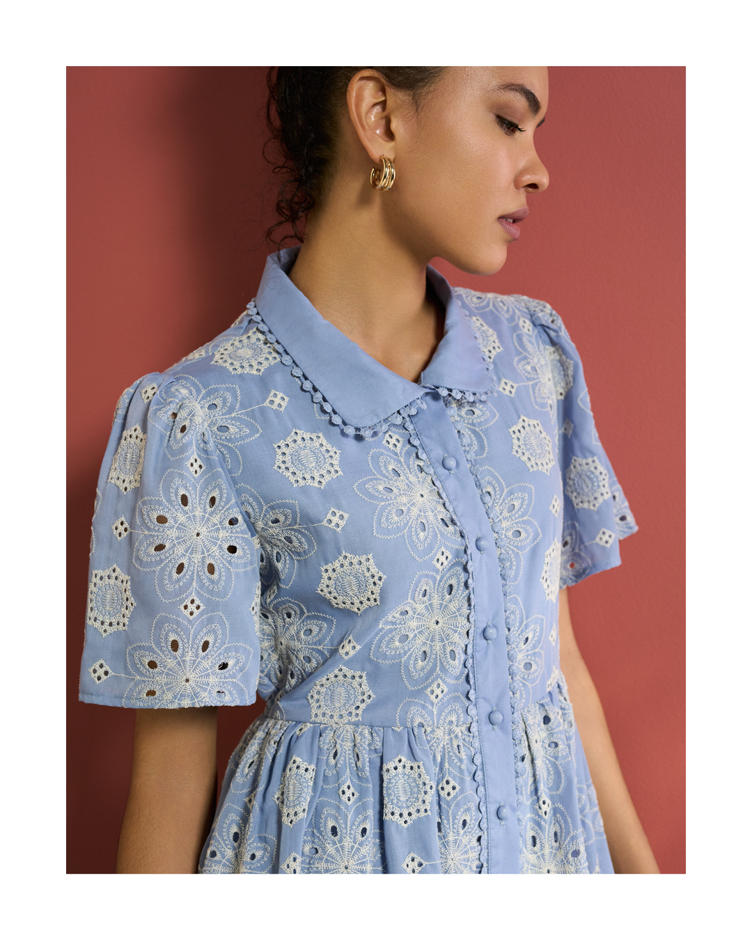 floral blue dress for women Wedtrend White Bridesmaid A-Line Off The Shoulder Tiered Print Maxi Wedding Party Guest Dress, Blue / US16W Blue And Gold Dress styles or for different Color:WINE MULTI countryconcert
