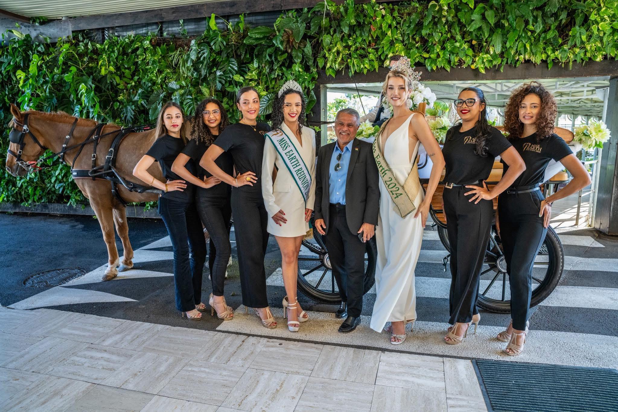 Miss - Miss Earth - Jessica LANE avec les candidates de la promo 2025 ...