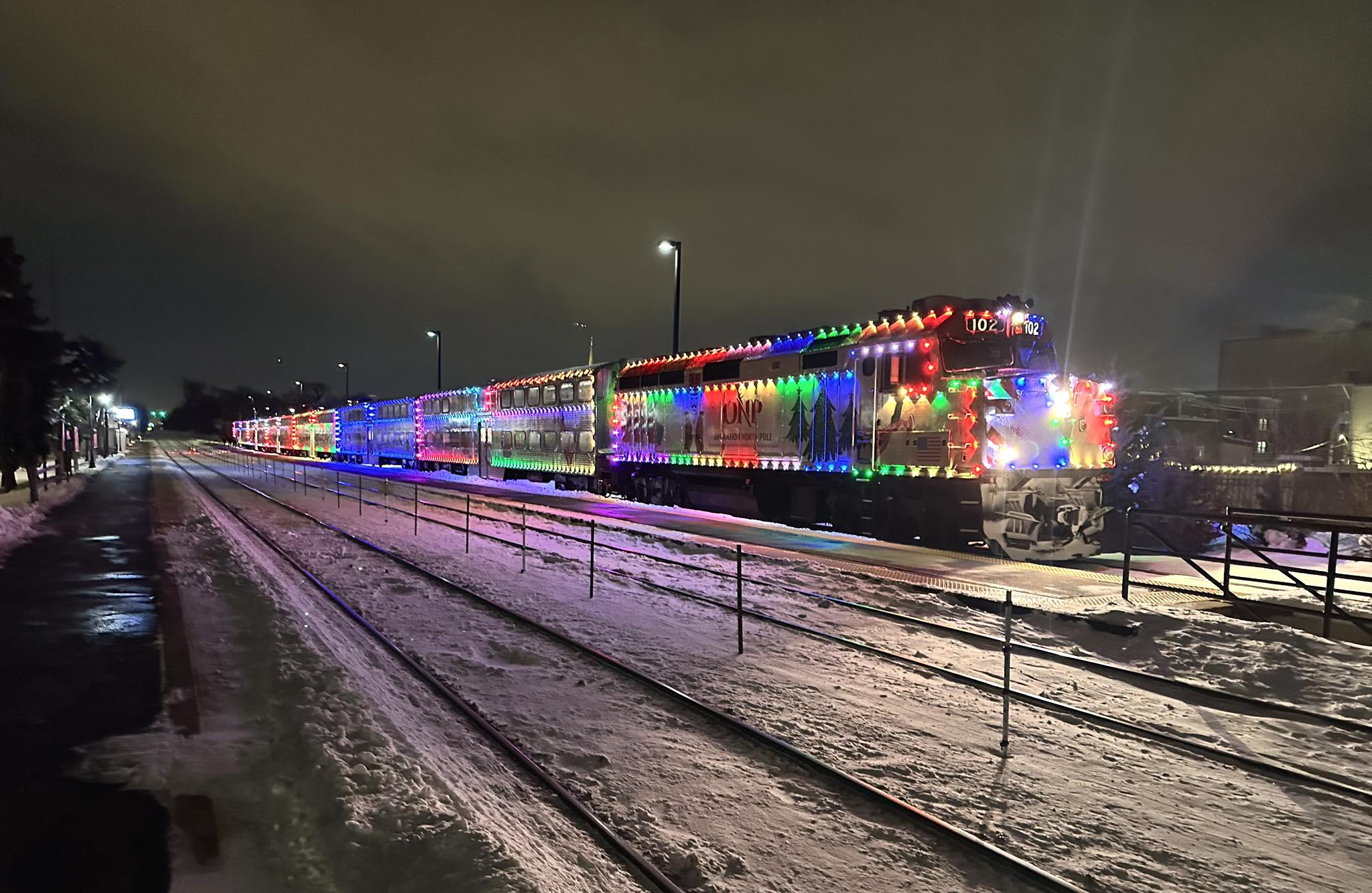 First - METRA’s UP District Holiday train at Park Ridge Monday night ...