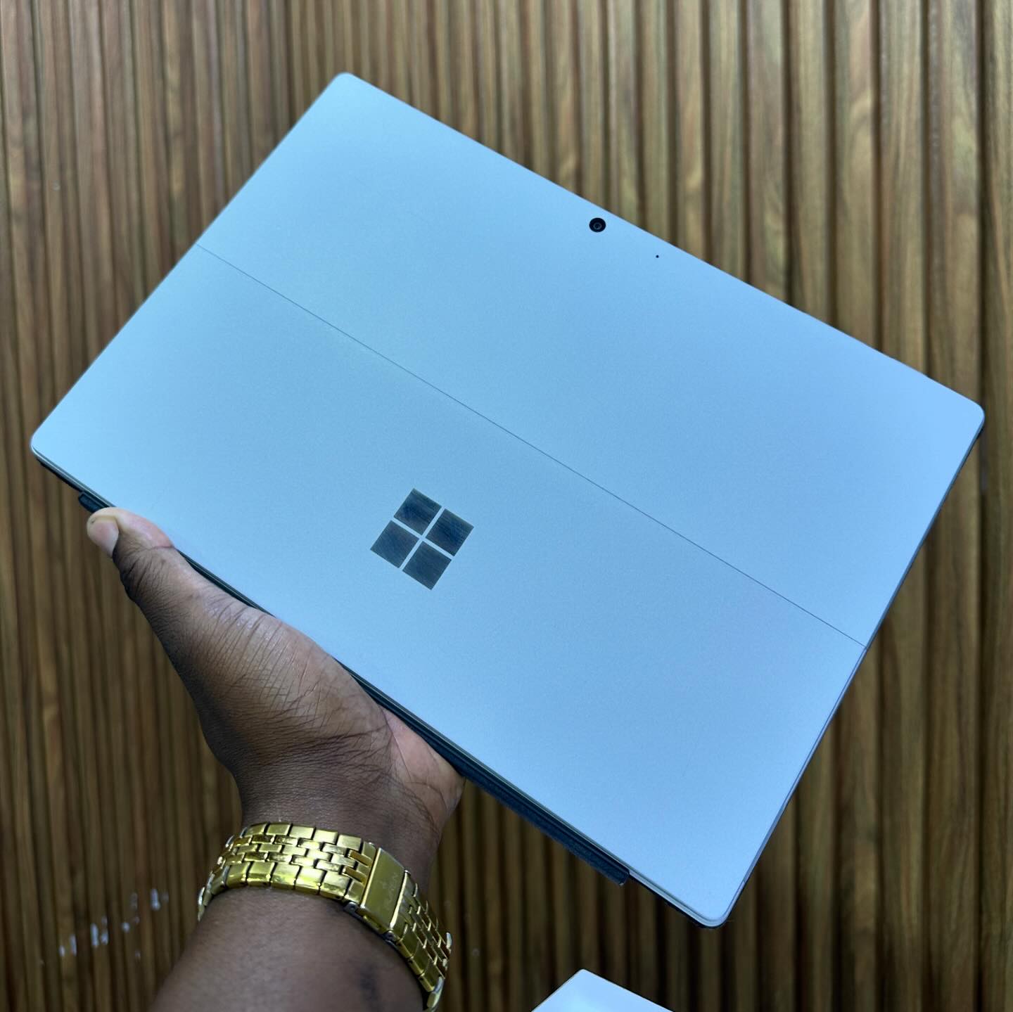 Microsoft Surface Pro 7 ($400usd) Detachable Laptop / 2 in 1 8th 