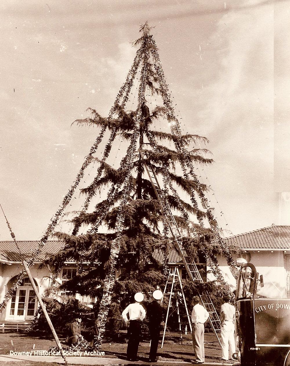 The Downey - Downey, California. Christmas time at the old Downey City ...