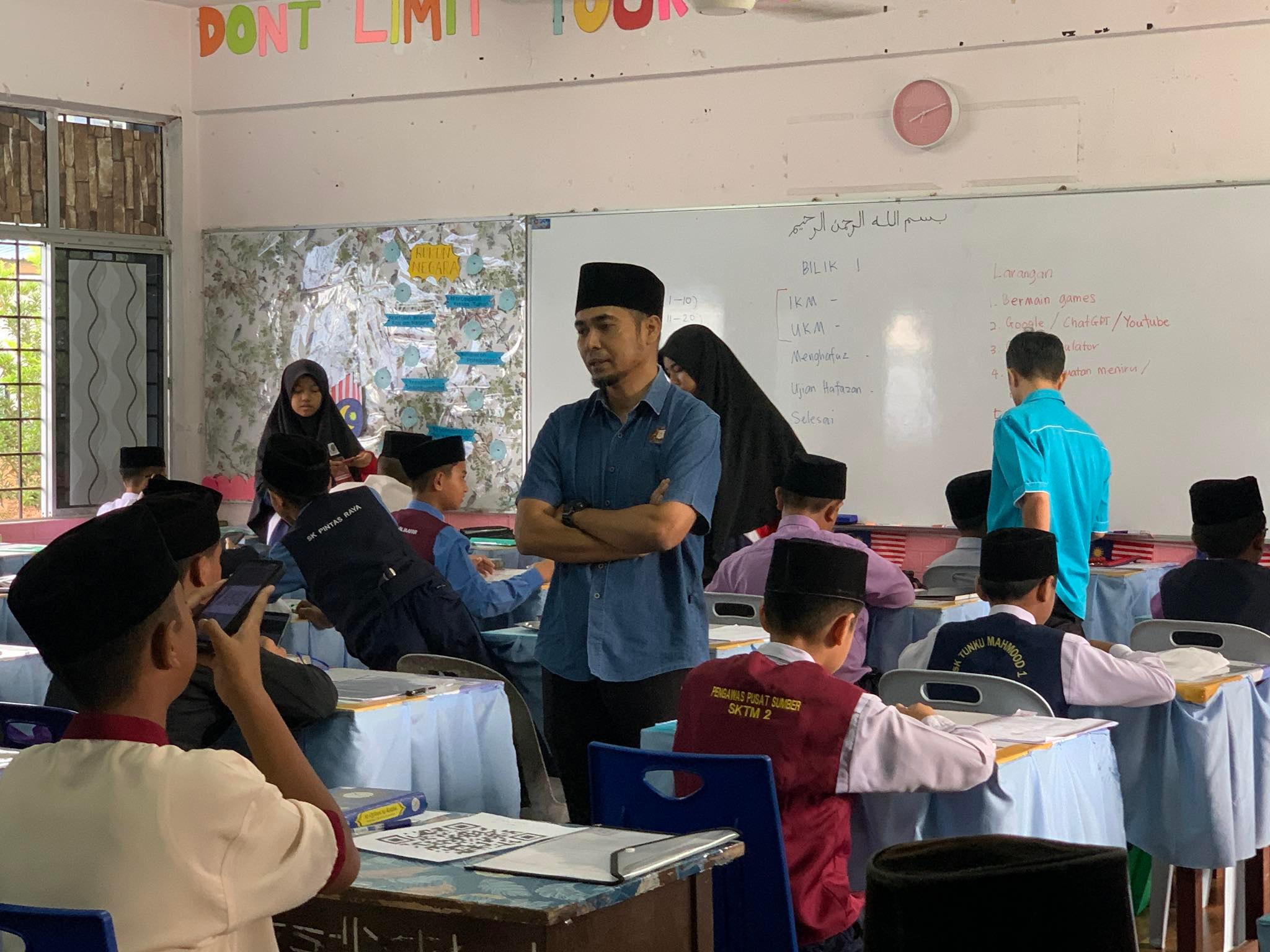 Sekolah... - Sekolah Menengah Agama Kerajaan Johor Kluang
