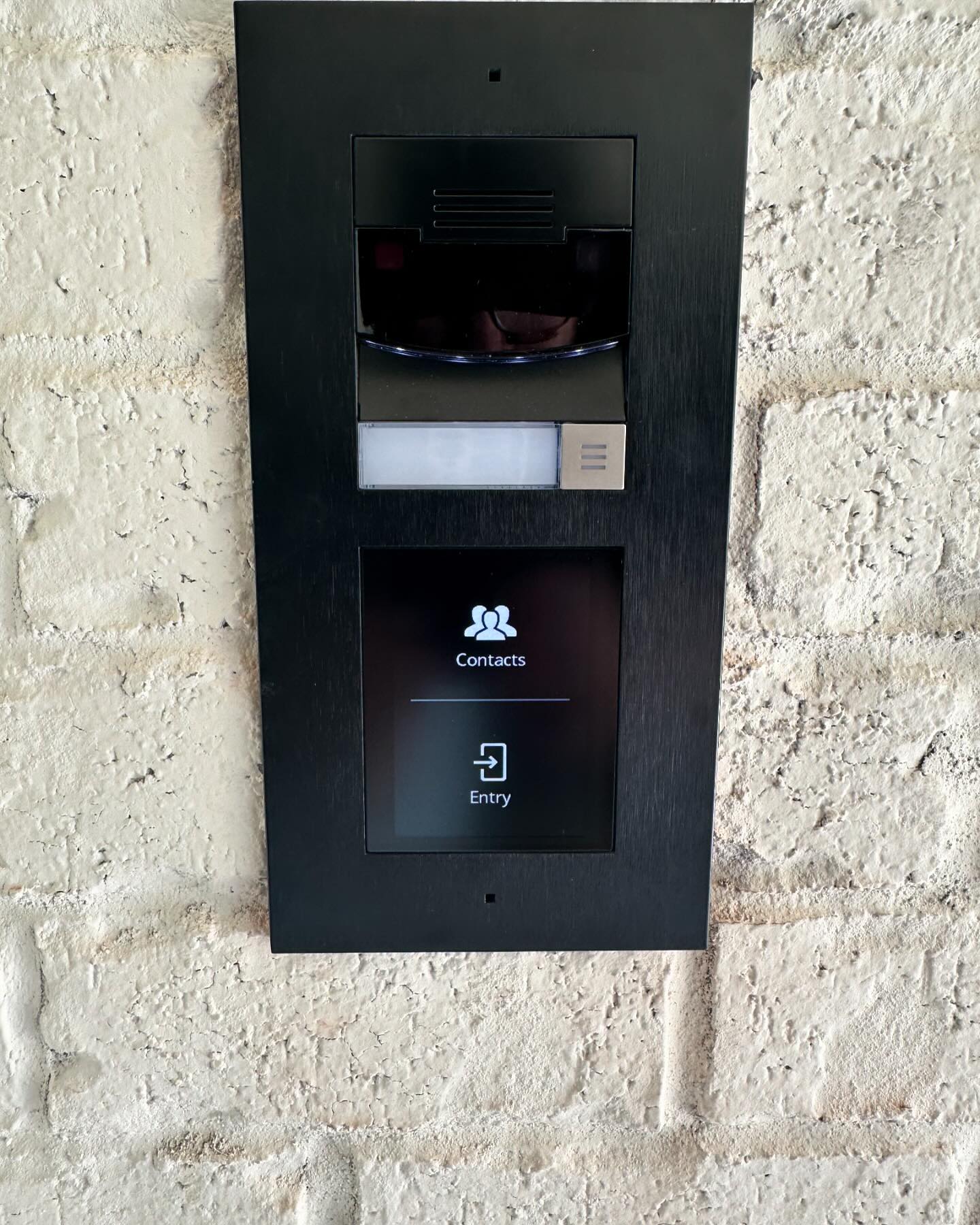RMS - The Control4 DS2 Door Station delivers an amazing audio and HD ...