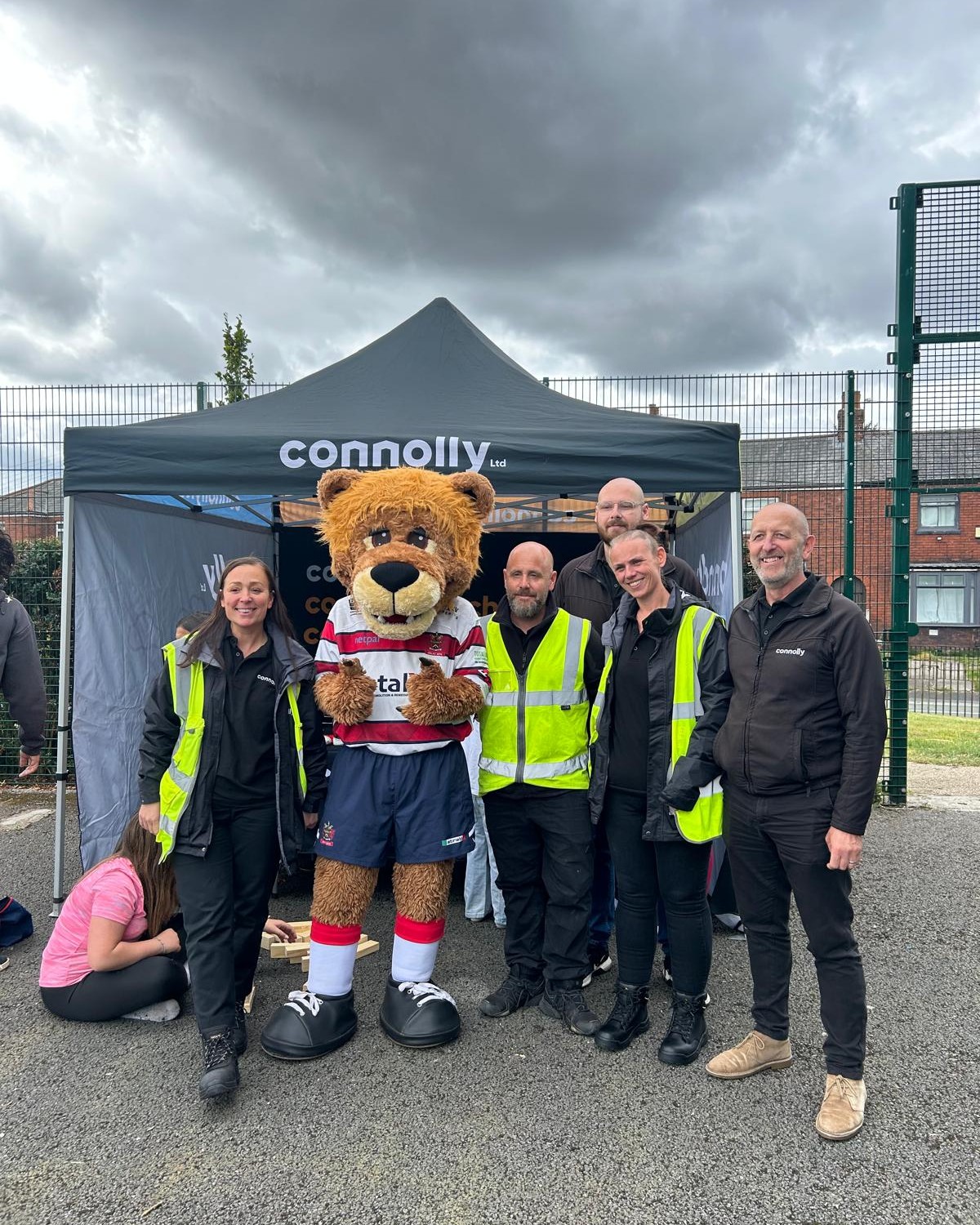 Oldham RLFC - 🐾 Roary out and about! 🦁 Our loveable... | Facebook