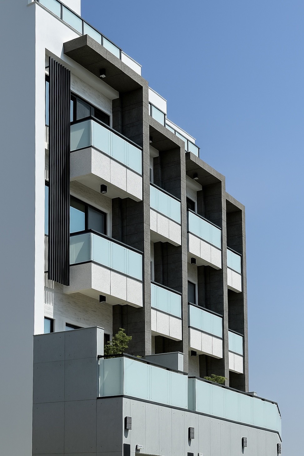 長寬x宅記 - 長寬建築粉絲專頁創建 日後長寬x宅記走向為作品及室內設計知識分享 會設計的人很多，會裝修的廠商也不少，為何要選擇【長寬 ...