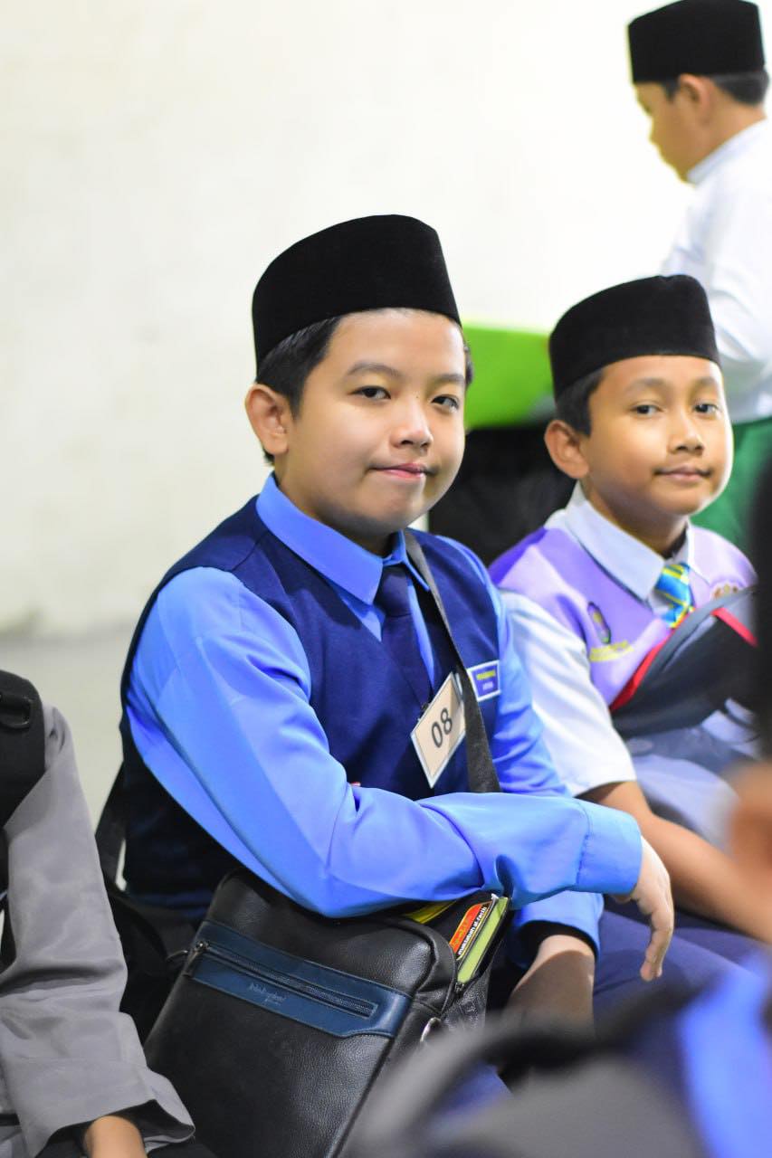Sekolah... - Sekolah Menengah Agama Parit Raja(SMAPR)