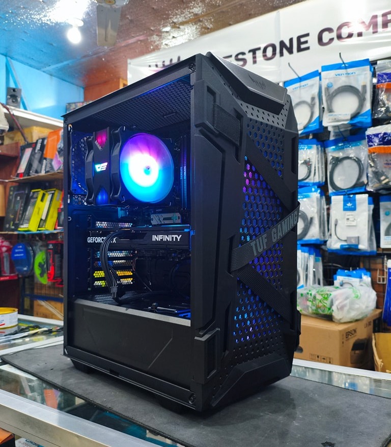 Today’s build is an absolute... - Milestone Computers | Facebook