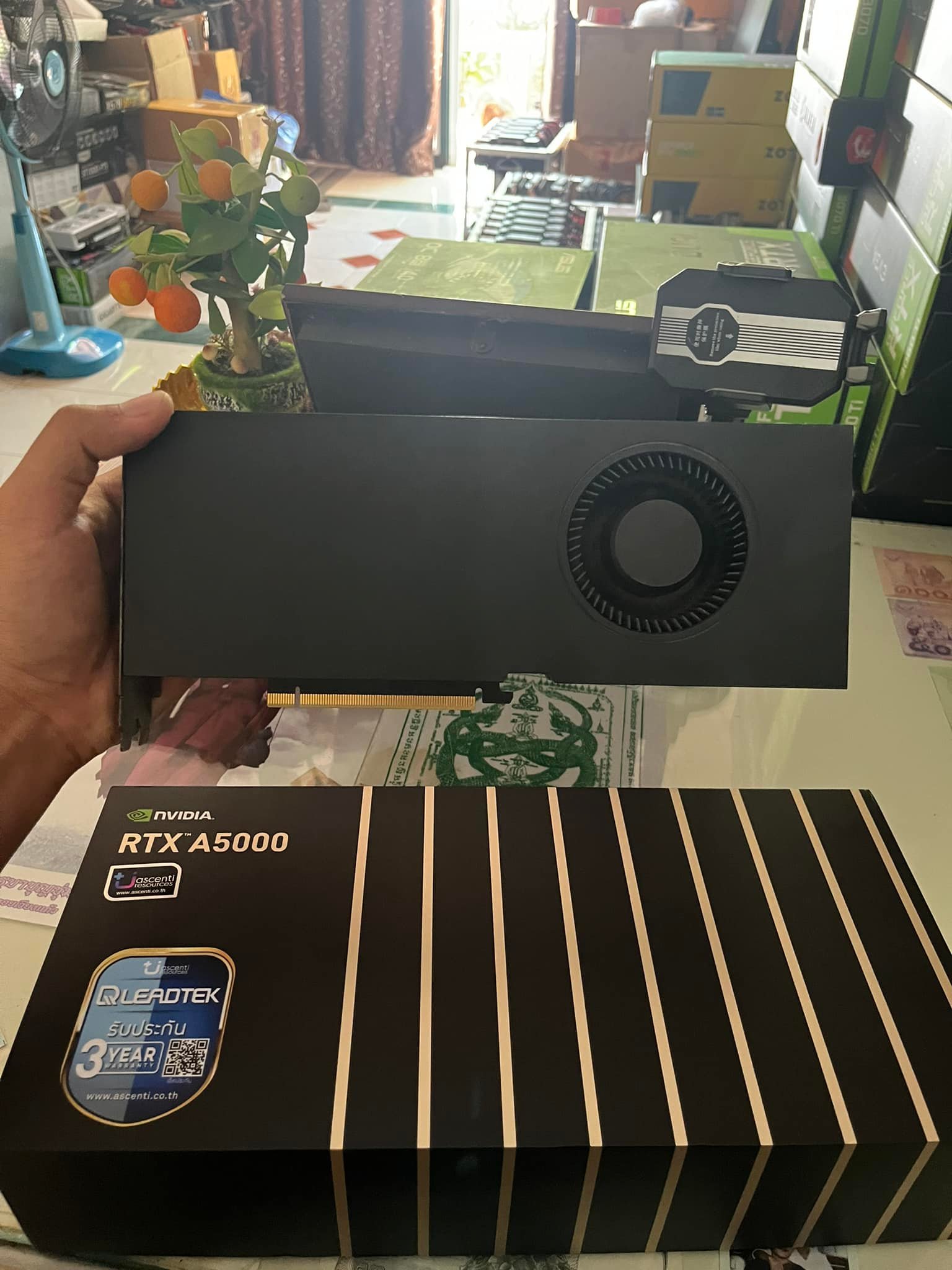 NVIDIA RTX A5000(24GB) プロカード中古良品（ASUS、補助電源不要 