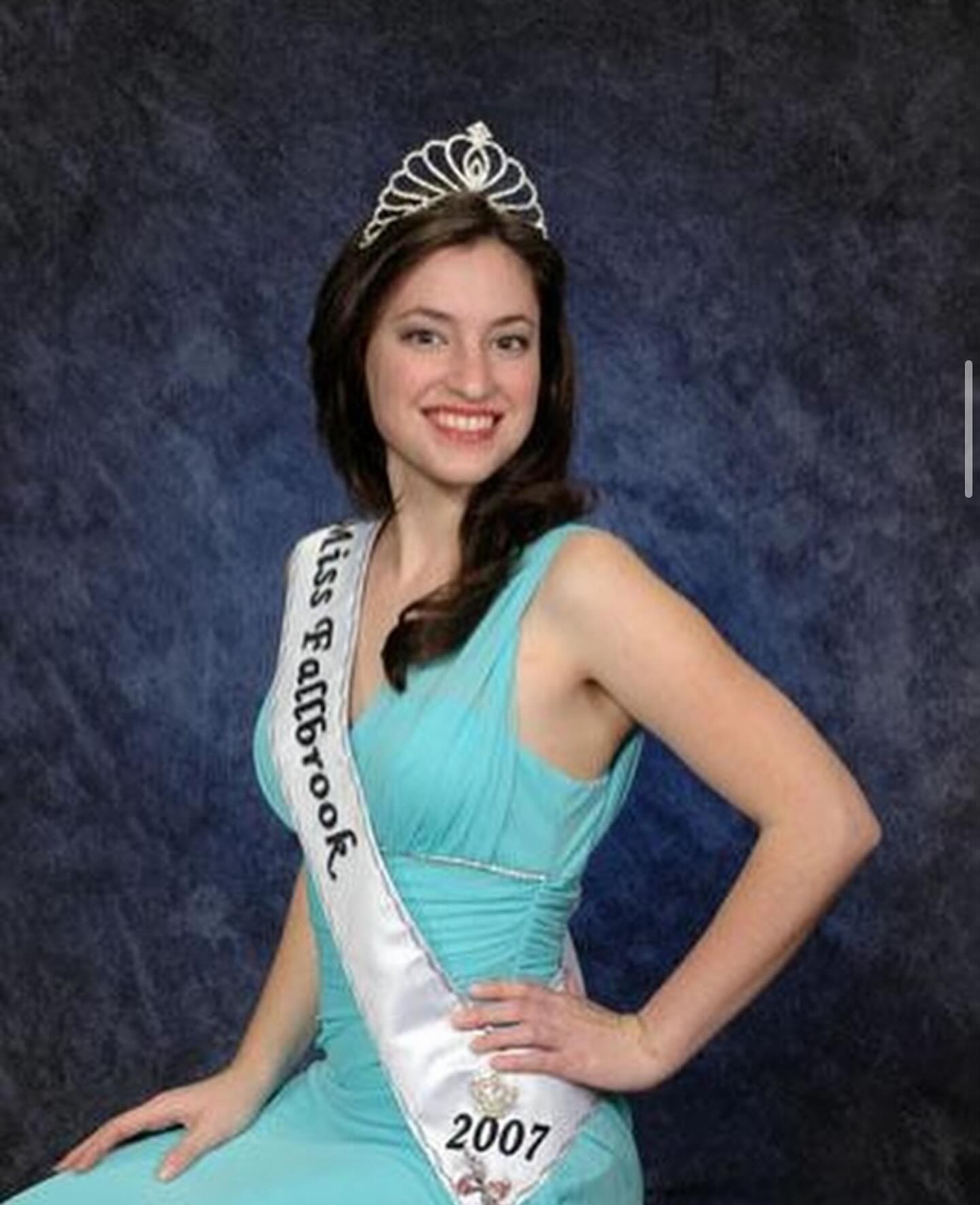Miss Fallbrook - 🎂👑happy birthday to our past miss... | Facebook