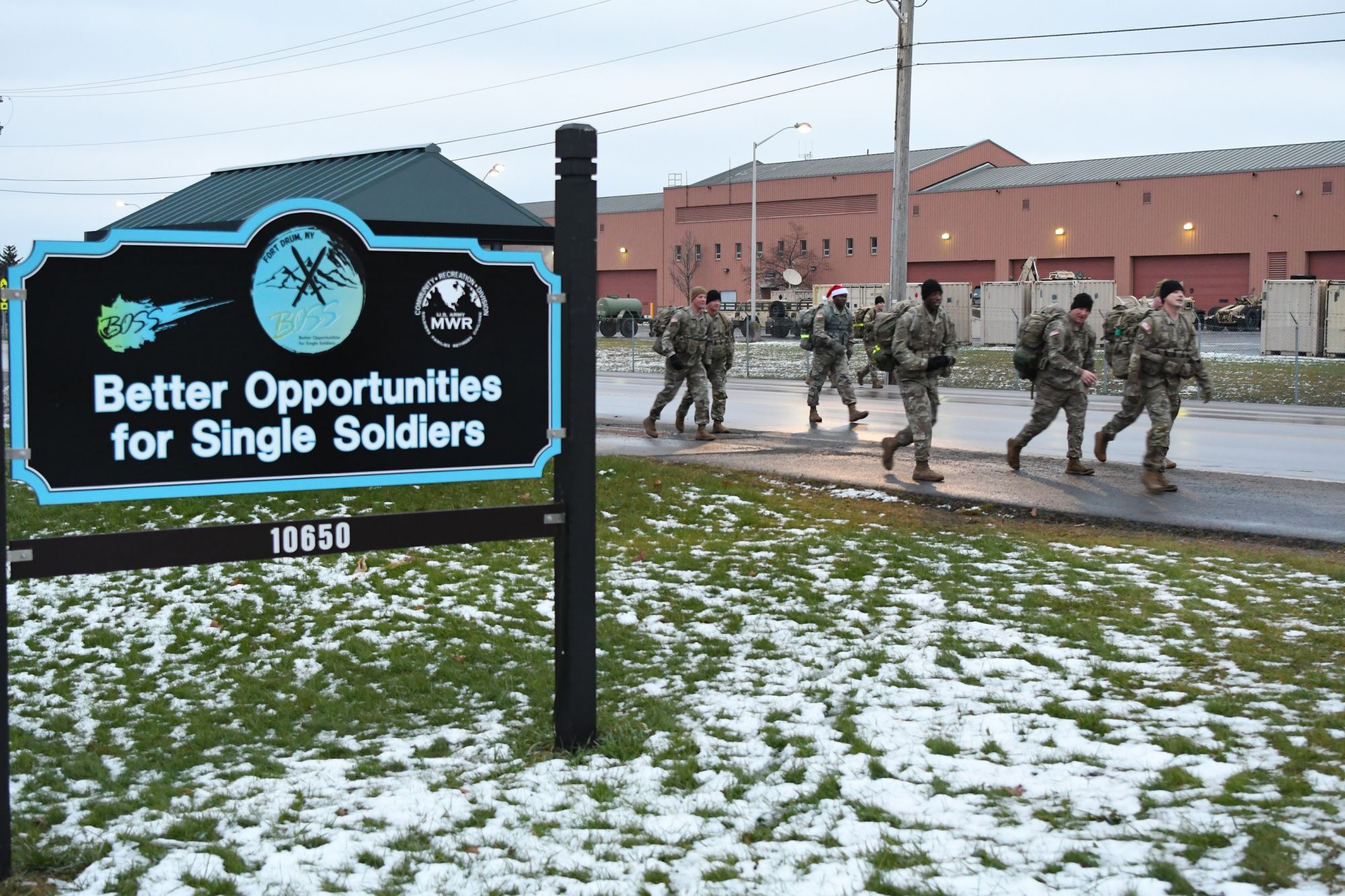 U.S. - Hey Facebook Parents! Is your Soldier single and stationed at ...