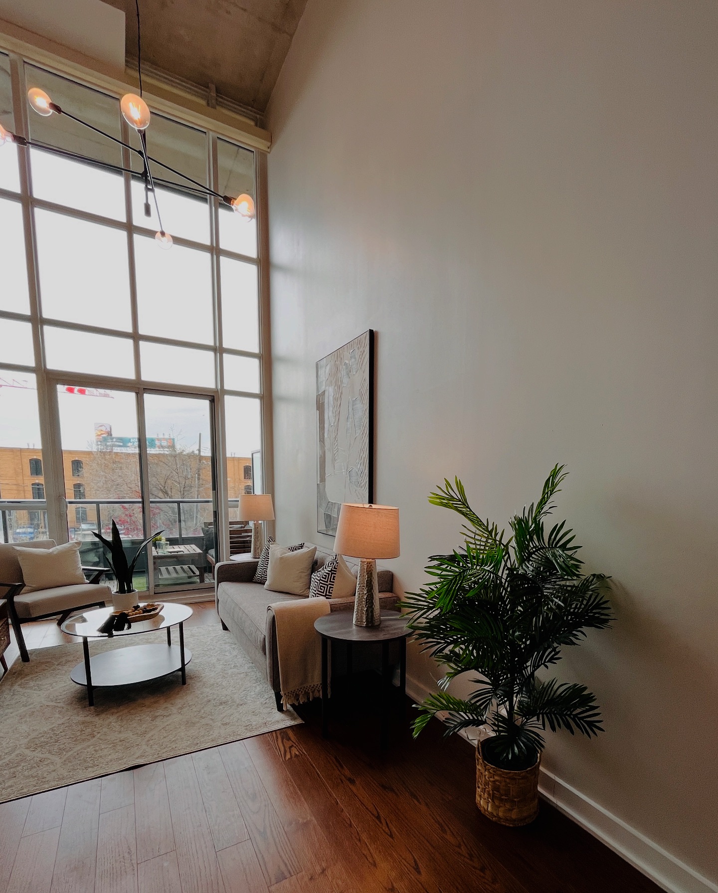 LL Interiors - Home Staging & Redesign