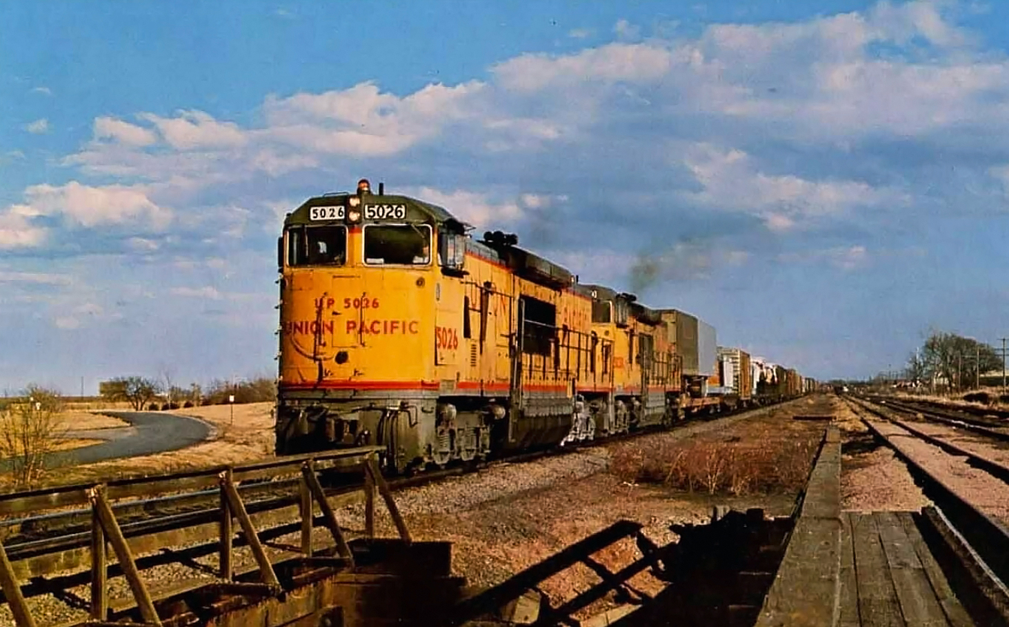 American-Rails.com - The westbound 