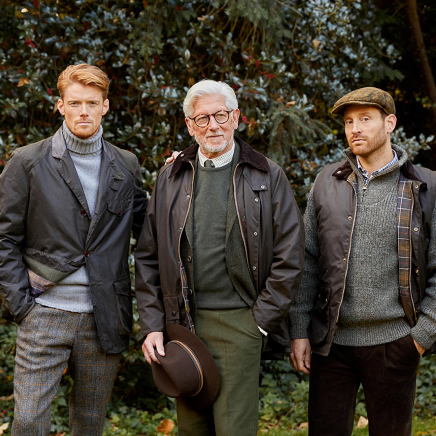 Made to endure, season after season. A Barbour wax coat is made to  display picture 1