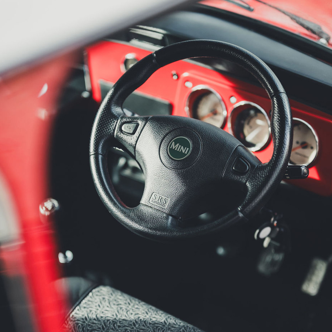 MINI - Meet the new MINI Paul Smith Edition 🇬🇧 A new... | Facebook