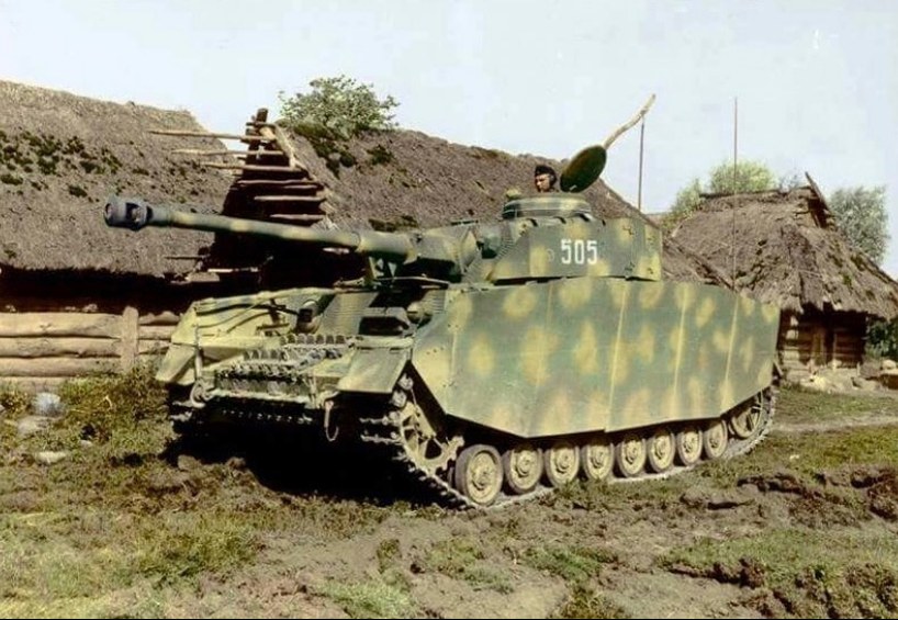Panzer IV Ausf. H medium tank of 29th Regiment of German 12th