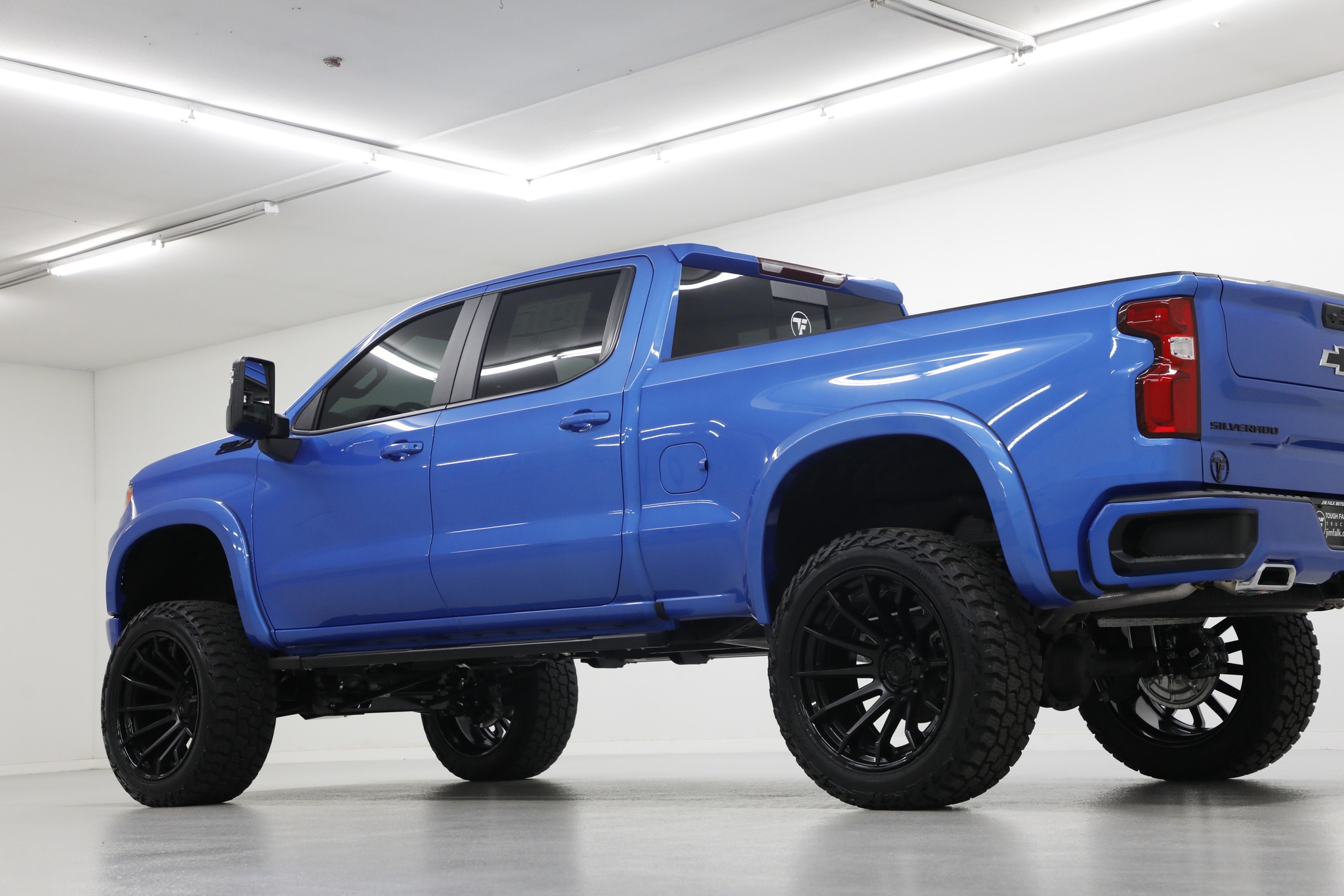 Jim - 📷Click here to view more DETAILED PHOTOS of this EXACT vehicle ...