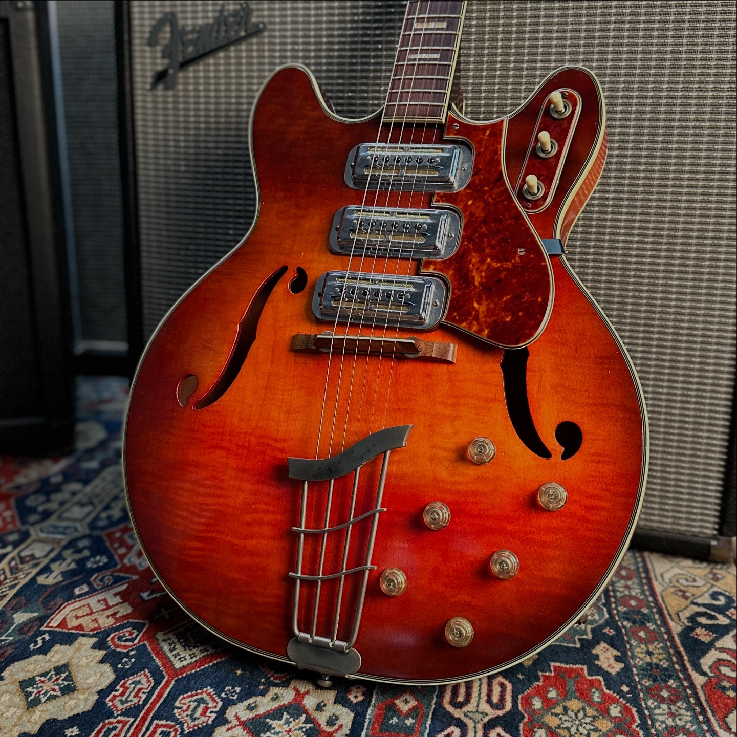 Harmony H- model with gold foil DeArmond pickups