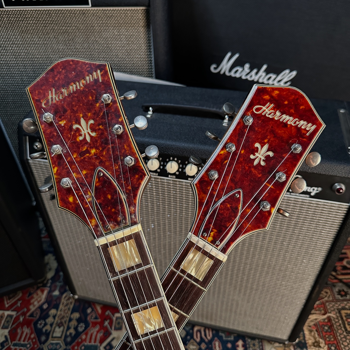 Harmony H- model with gold foil DeArmond pickups