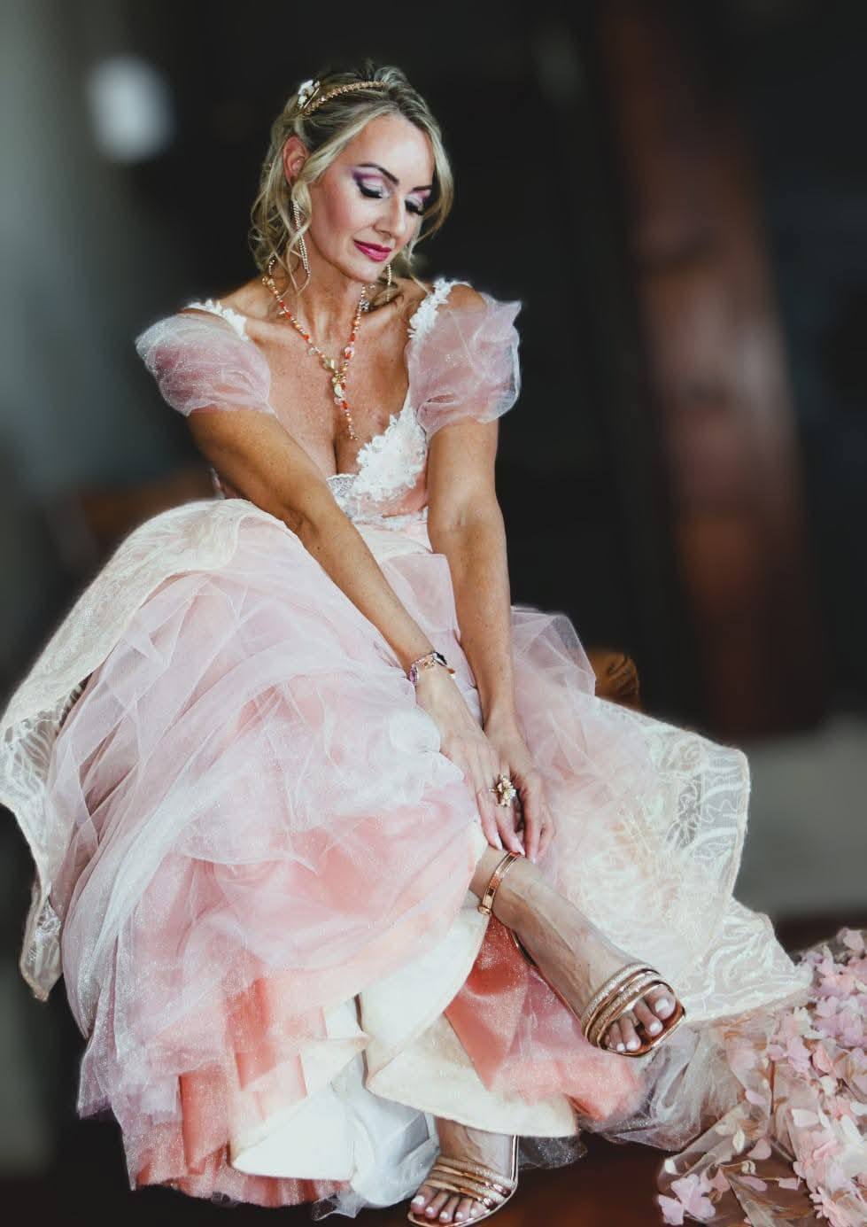 Beachy vow renewal dress ideas for a ceremony