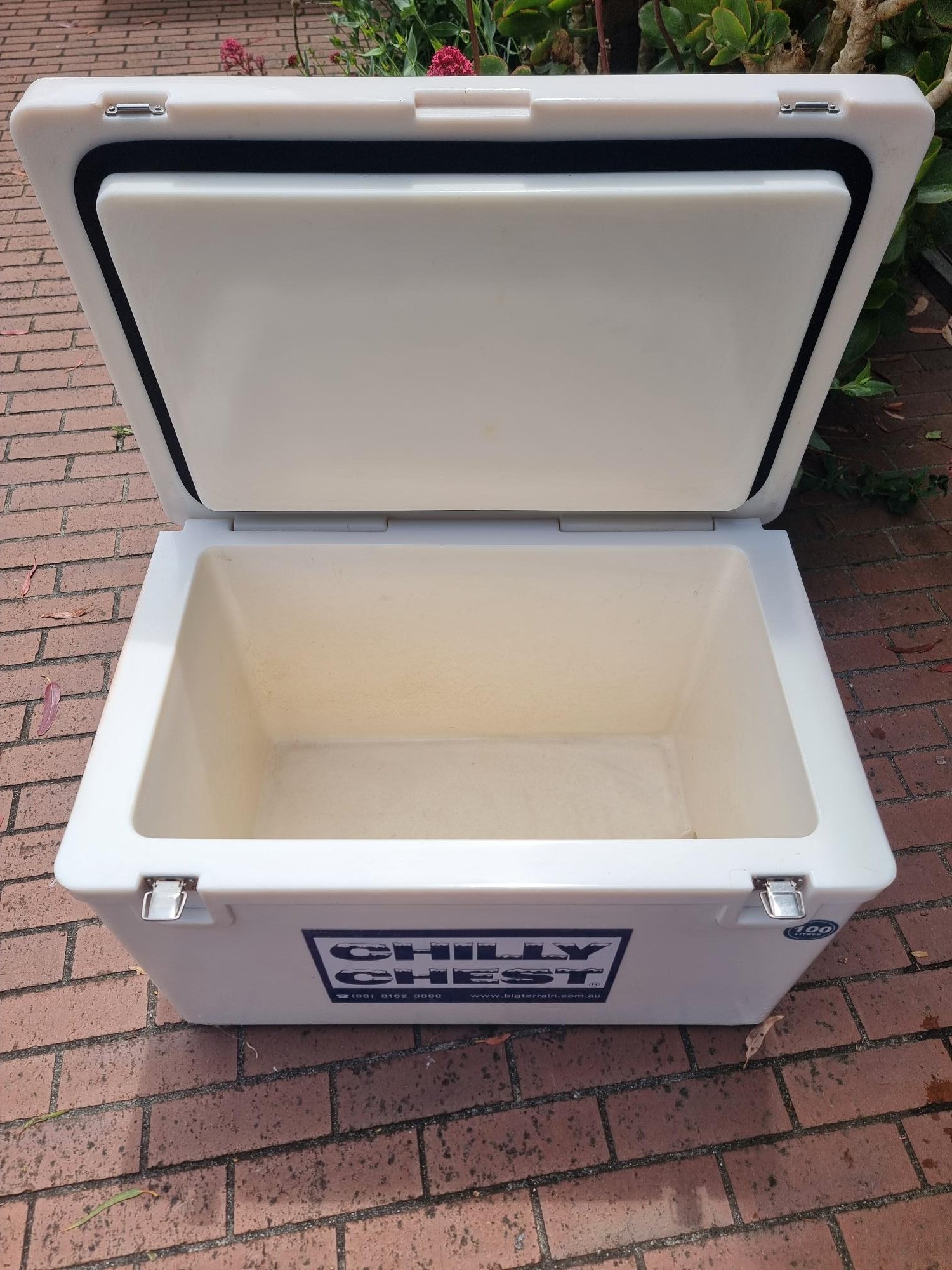 Esky - 100 L - Cool Box - Chilli Chest - Camping Coolers - Cambridge ...