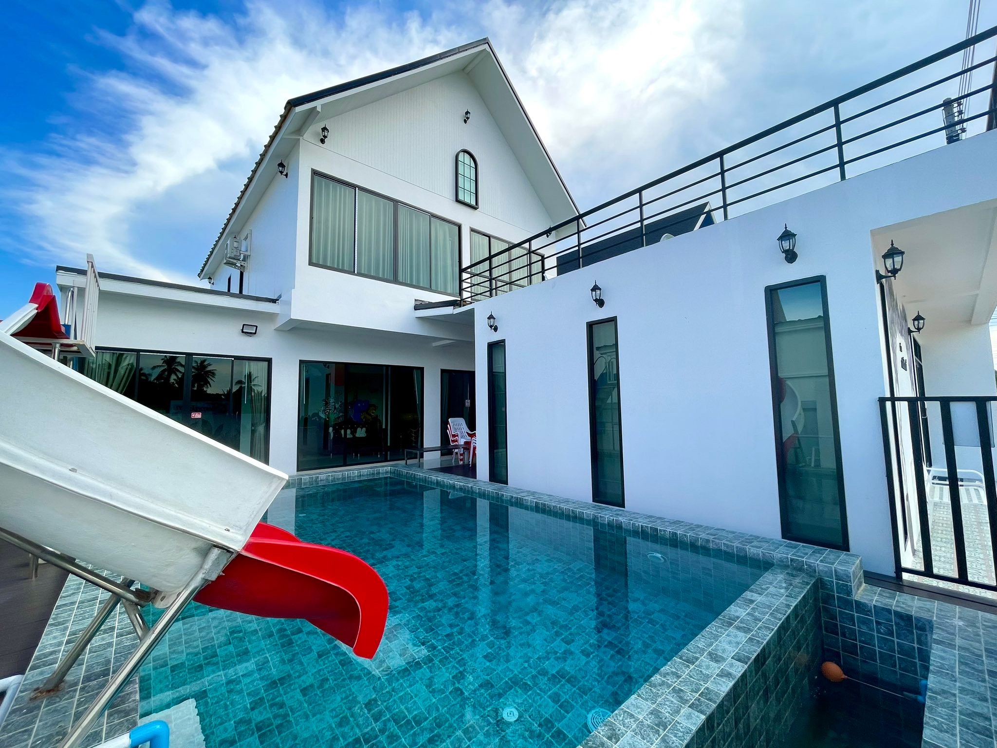 The Private Pool Villa Amphawa เดอะ ไพรเวท พูลวิลล่า อัมพวา added a new ...