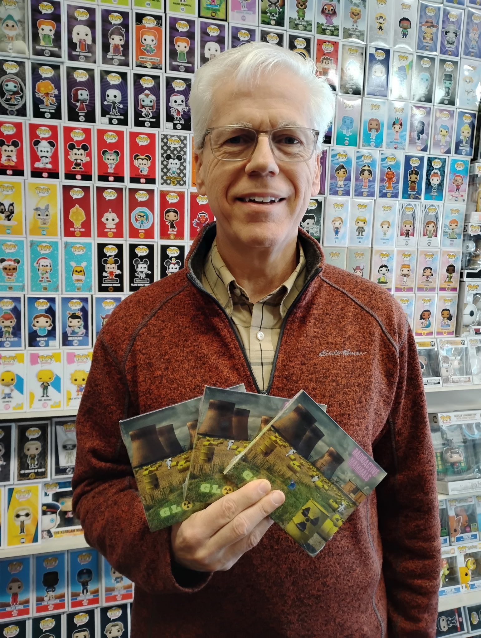 Scratch - Eric the drummer from Radioactive Mammals has dropped off ...