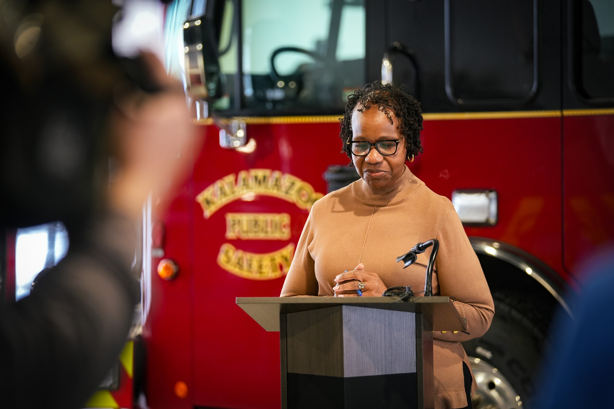 Kalamazoo - Interim City Manager Patsy Moore 𝗞𝗗𝗣𝗦 𝗥𝗲𝗰𝗲𝗶𝘃𝗲𝘀 𝗦𝘁𝗮𝘁𝗲 ...