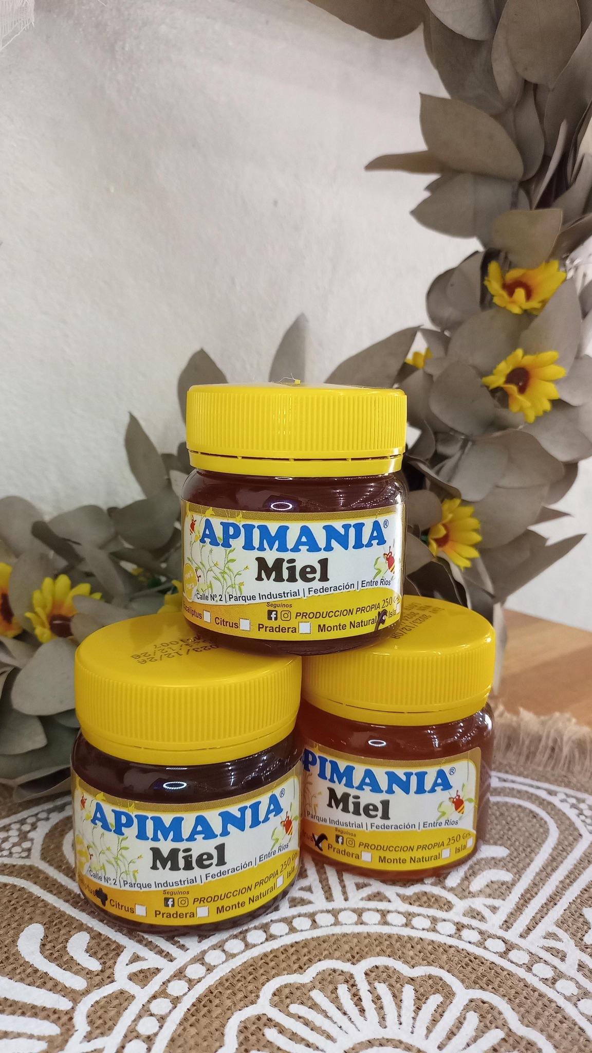 Apimania Abejas Y Miel added a... - Apimania Abejas Y Miel