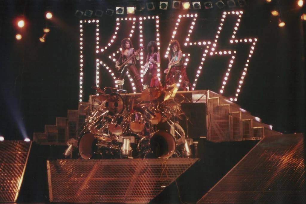 KISS / キッス / UH! ALL NIGHT / Live at the Coliseum, Charlotte 
