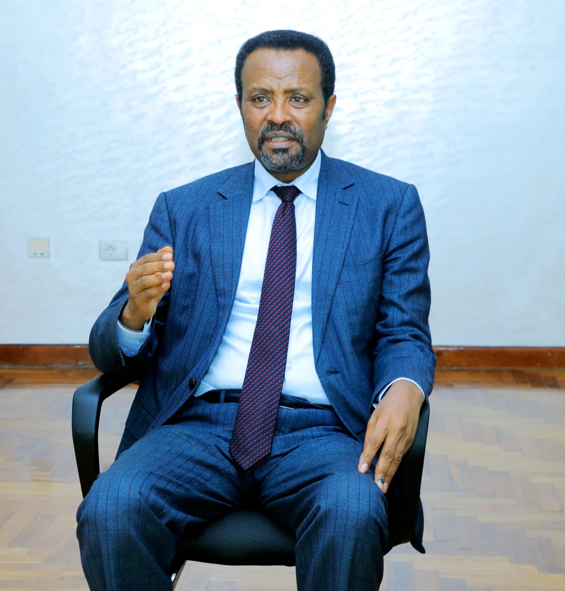 Ethiopian - #Kantiibaan_duraanii_Finfinnee, Ambaasaaddar Dirribaa Kumaa ...