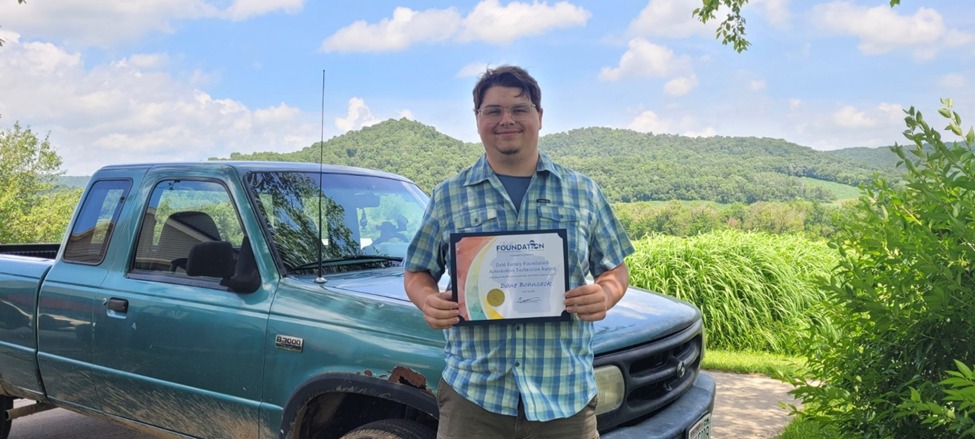 🚗 Scholarship Spotlight: 2026 WATDA Foundation Scholarship Now Open! 🎓 ...