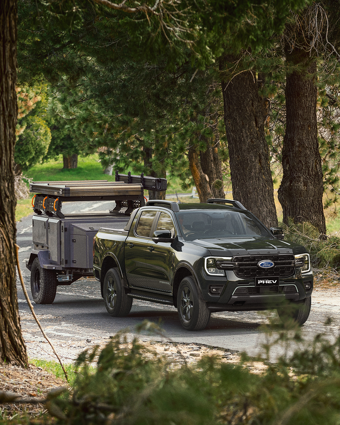 Macaulay - Ford’s made it clear — the new Ranger PHEV isn’t replacing ...