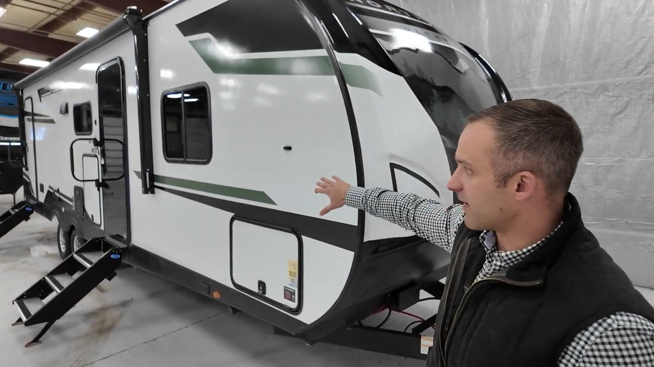 MotorhomeVideos - Heartland RVs North Trail 2611BH is a new bunkhouse ...