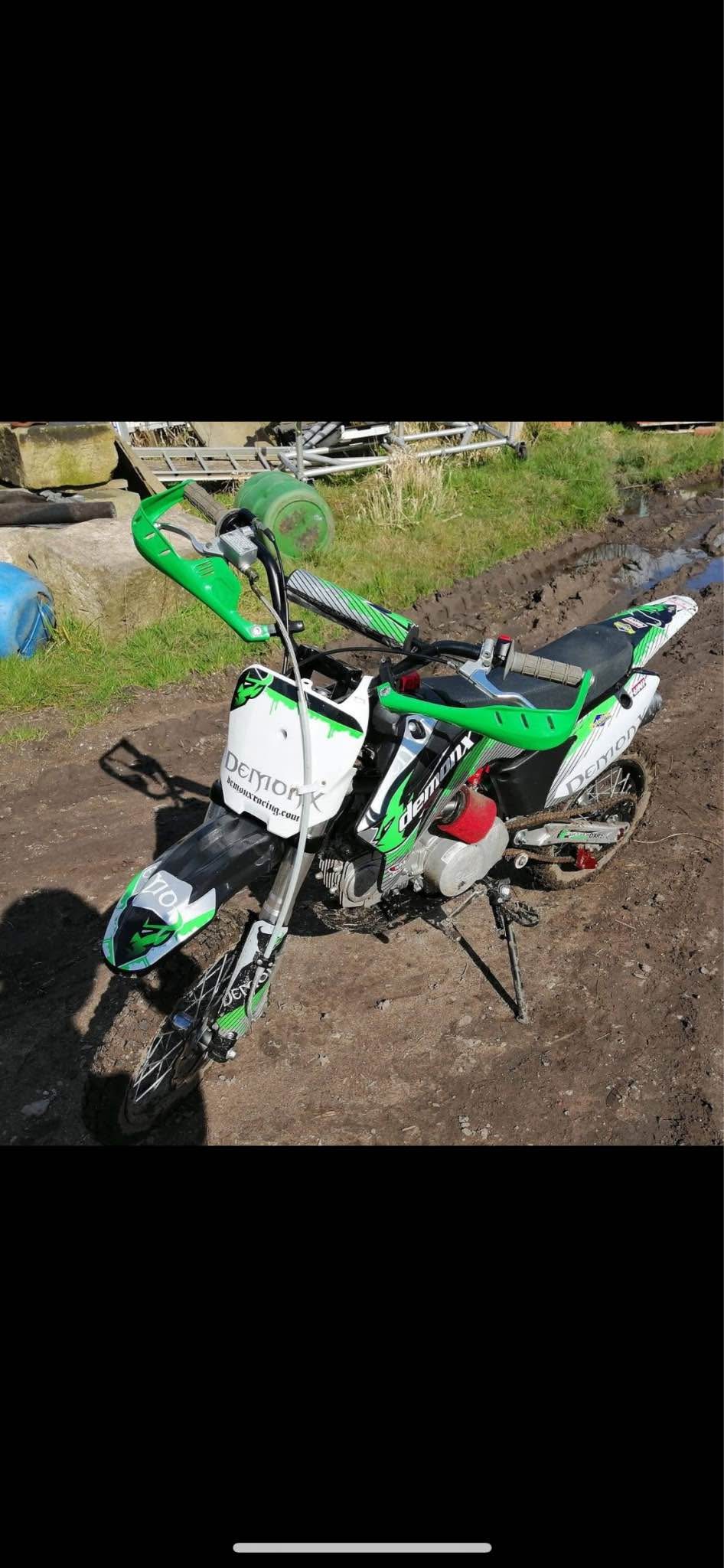 X-PRO X17 125cc Drt Bke 4 Stroke Gas Powered Pt Bke Off Road