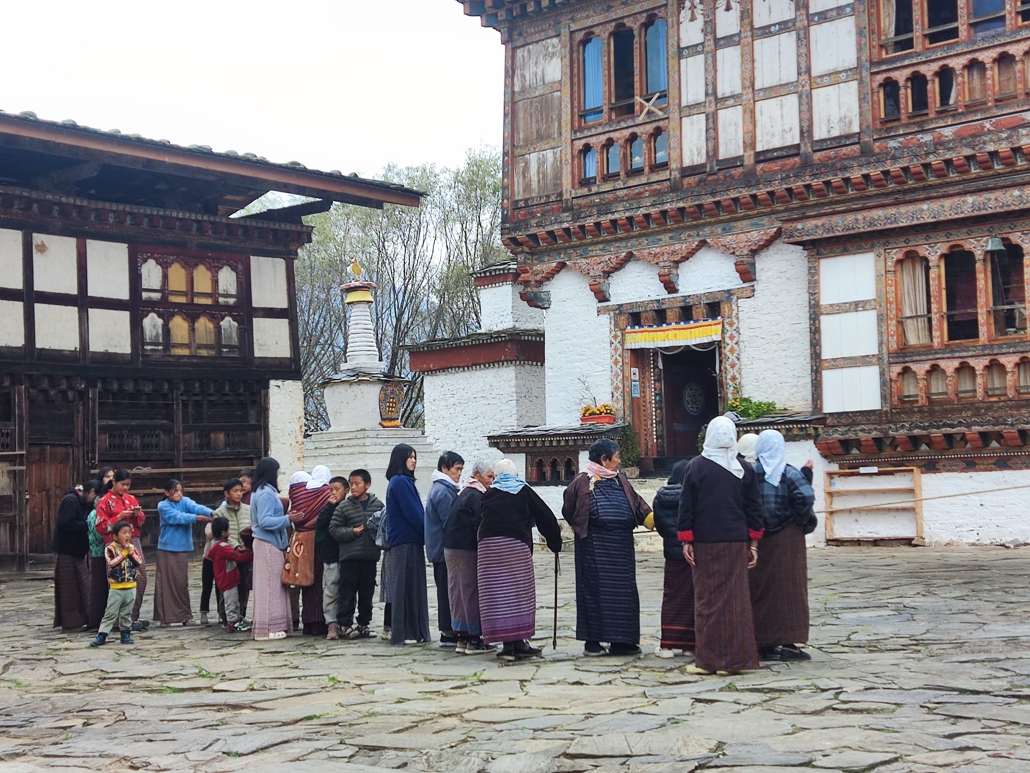 Ogyen Choling Foundation | Bumtang Tang