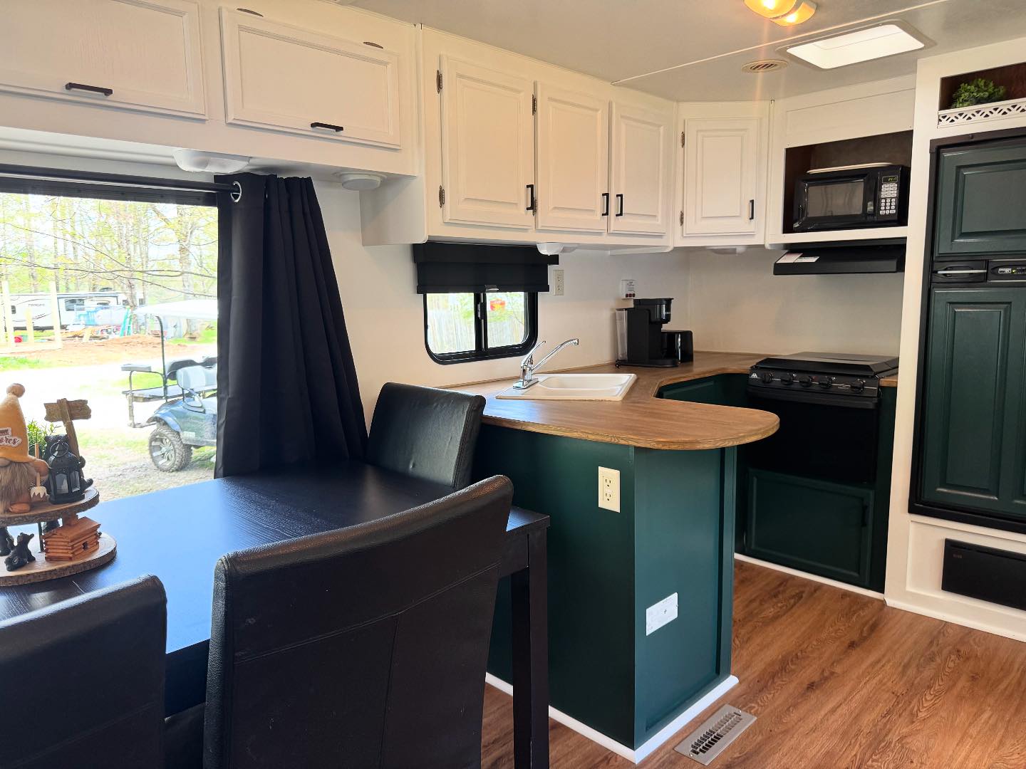 Forest Ridge Cabins... - Forest Ridge Cabins and Campgrounds