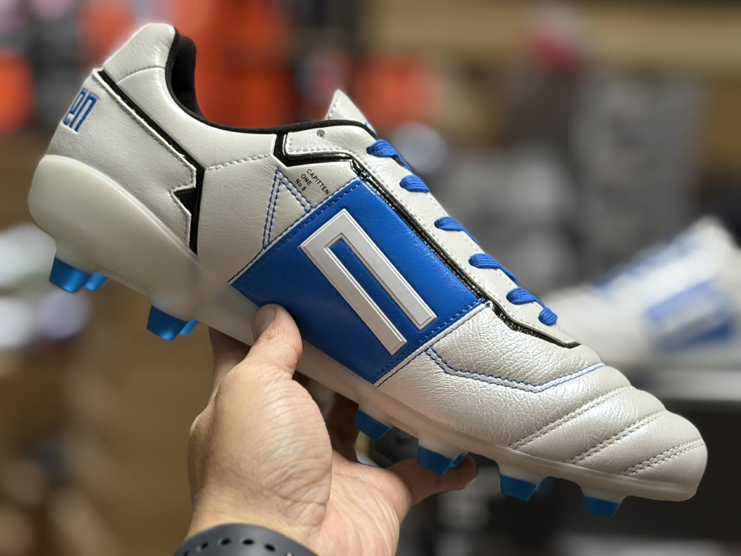 CAPITTEN ONE PRO ท็อปหนังจิงโจ้ #cornerfootballboots #รองเท้าสตั๊ด 