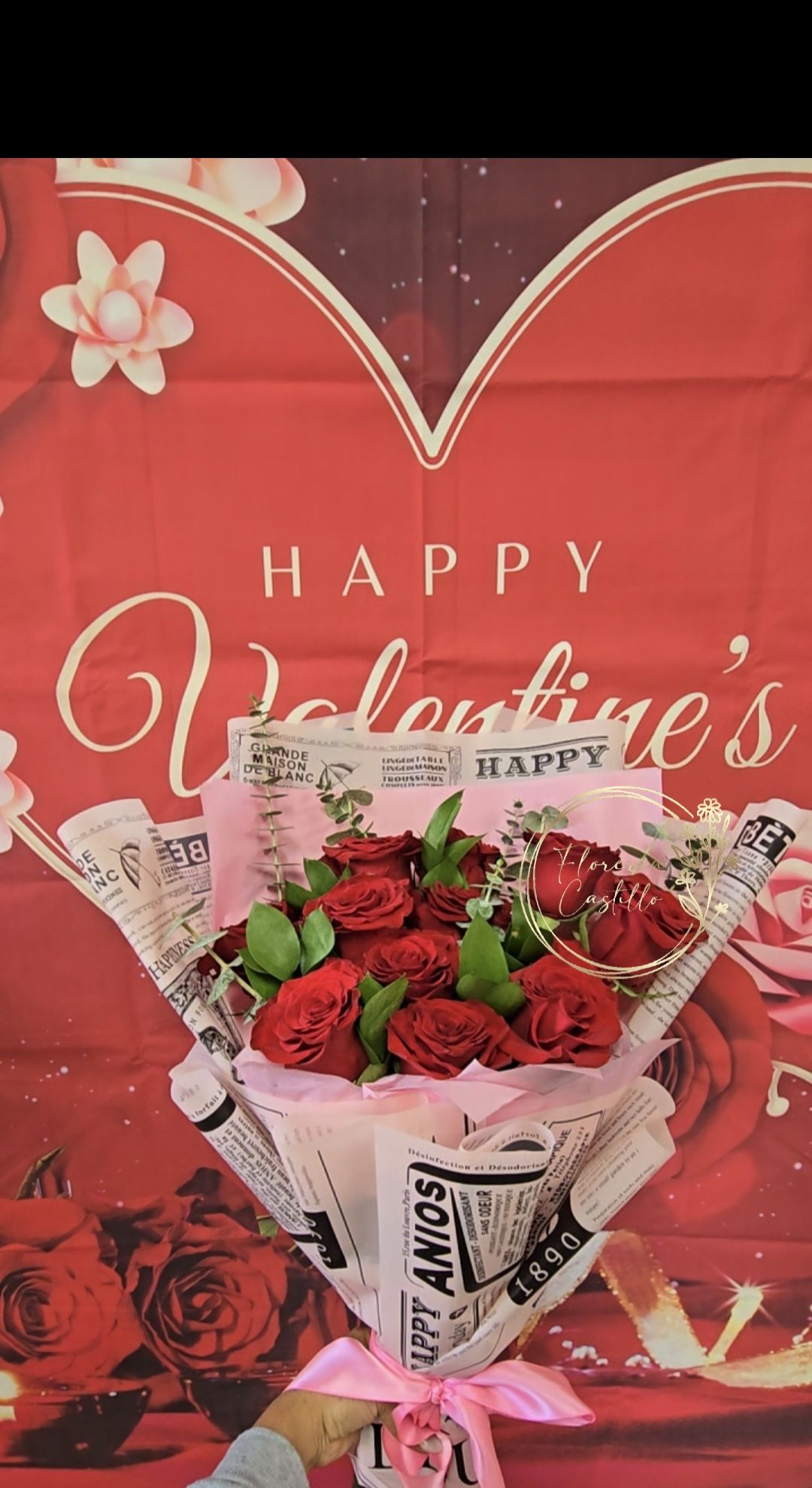 Floreria - Te regalo 12 rosas una por cada mes que te haré feliz este ...