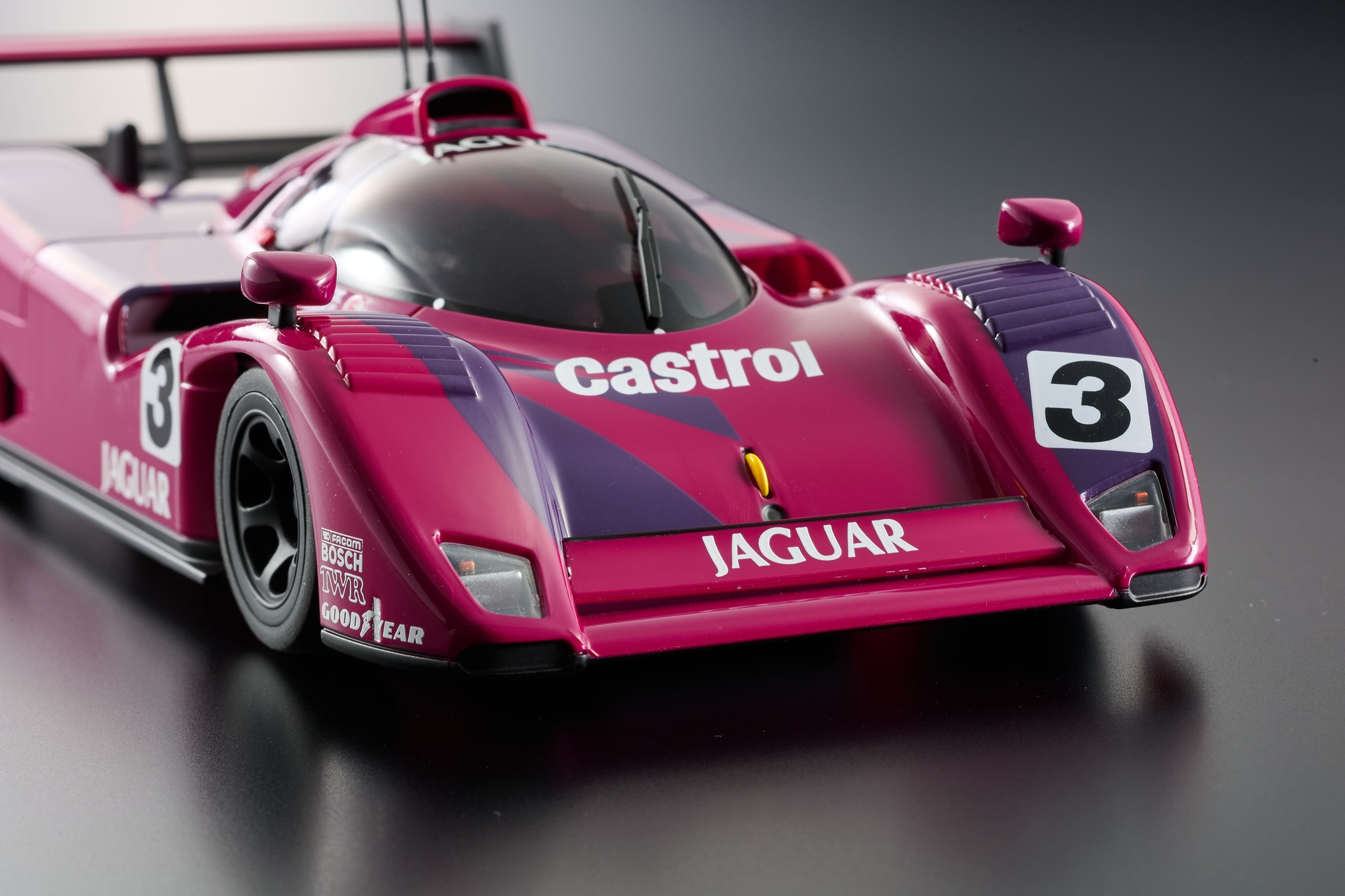 More detailed shots of our new RWD Mini-Z Jaguar XJR-14