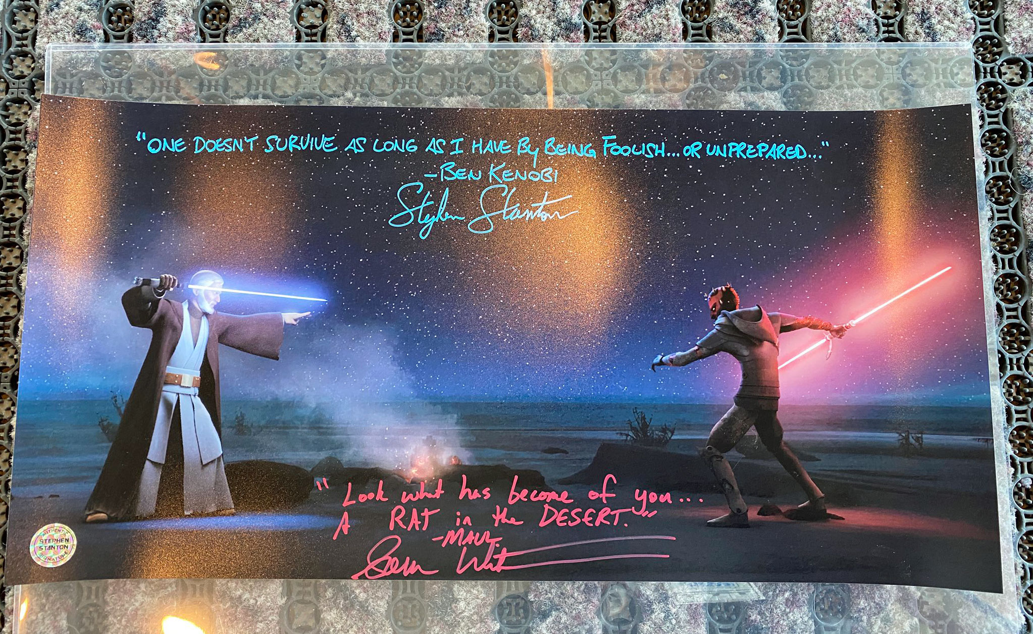 Sam Witwer signs Star Wars Rebels photo at C2E2
