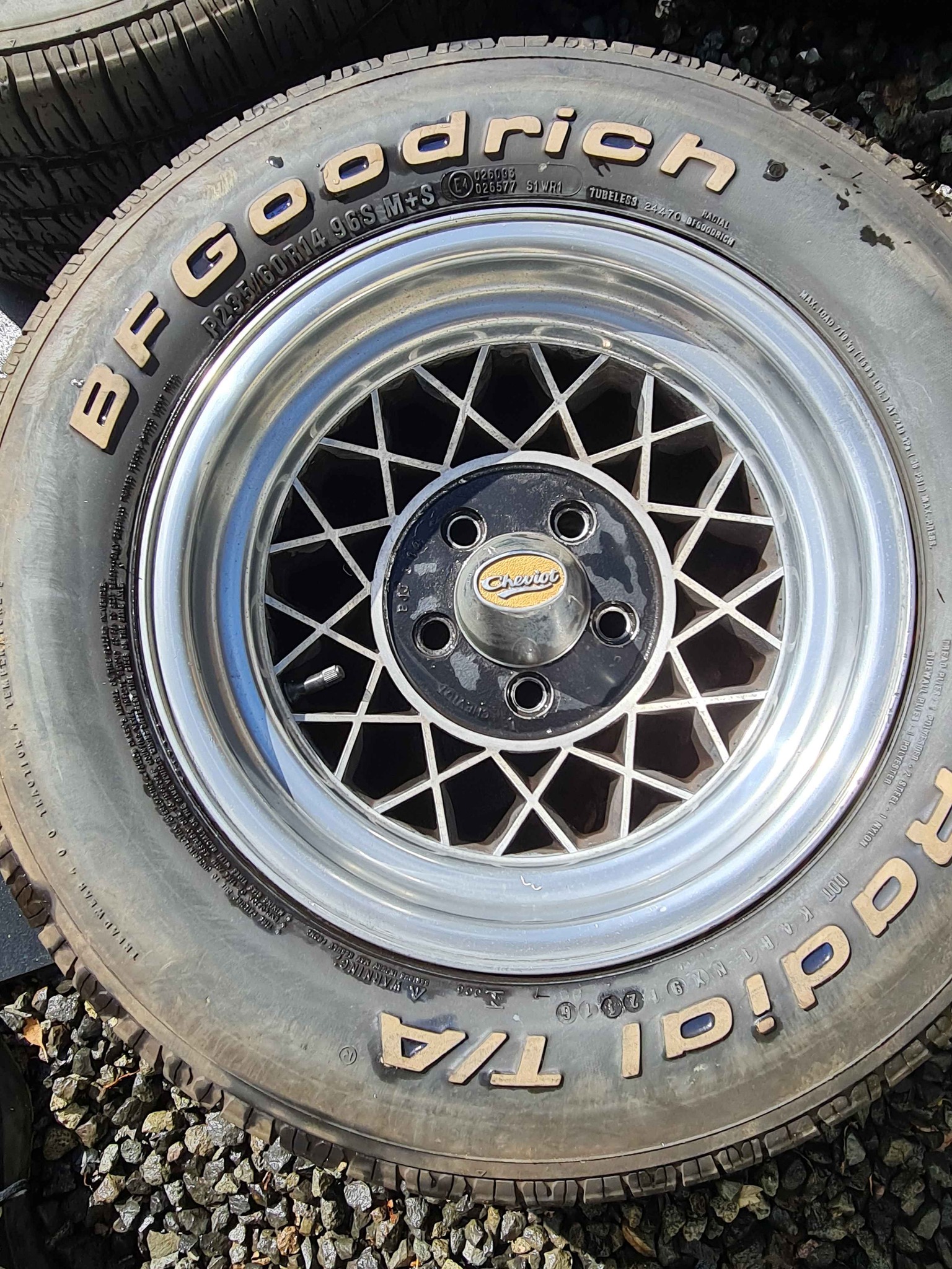 Ford hotwires 14x8 Chevoit - Car Wheels, Tires & Parts - Watanobbi ...