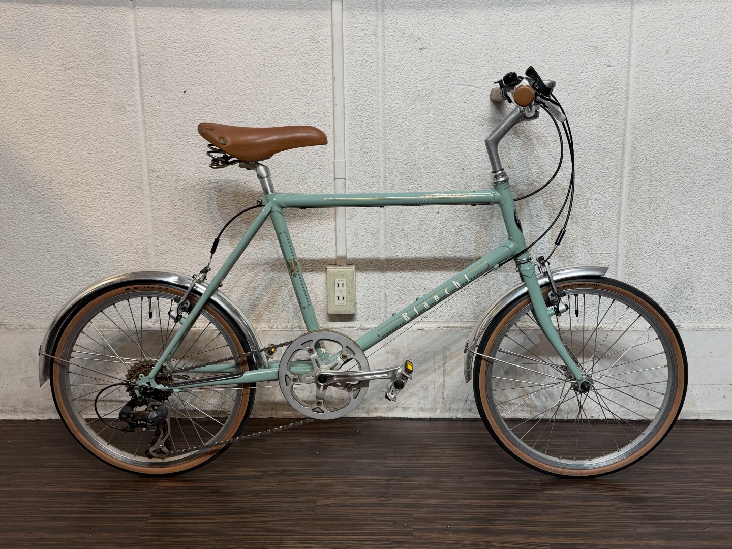 bianchi(ビアンキ)merlo(メルロー)ミニベロ 中古で数千円の価格で購入 