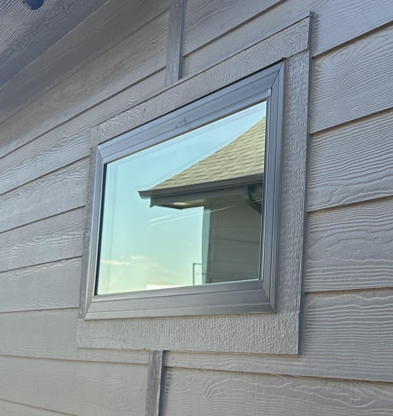 Razor's Edge Window... - Razor's Edge Window Cleaning