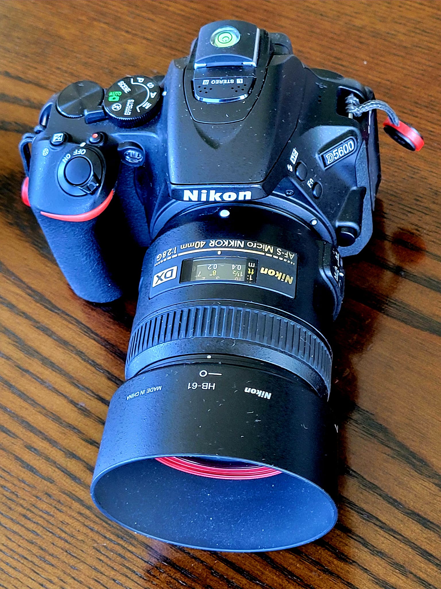 Nikon D5500 NIKKOR40mm 1.28G付き Nikon D5500 with Nikkor 40mm micro