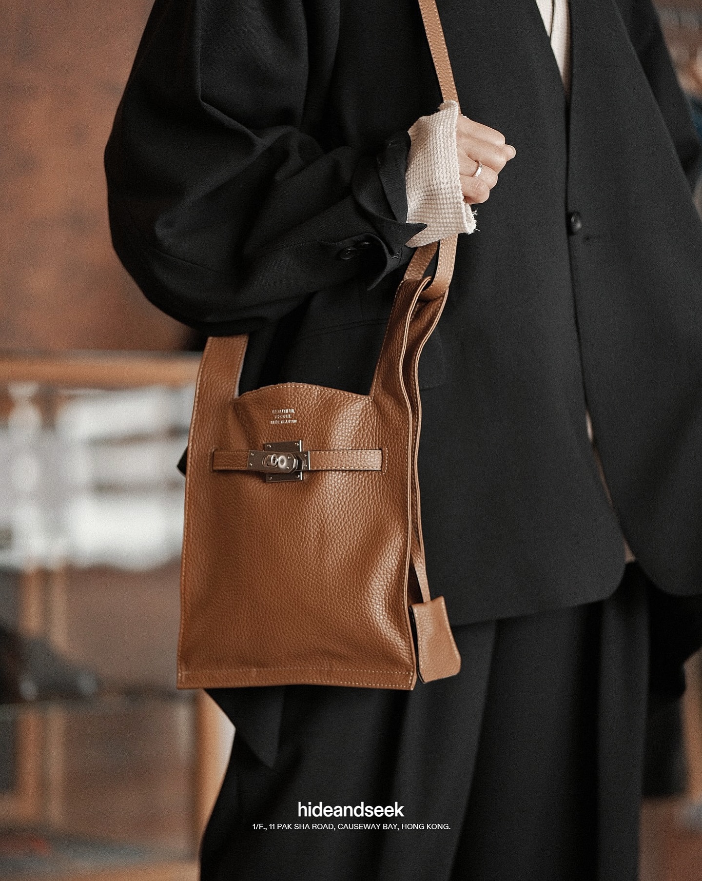 beautiful people 25AW / Market Shoulder Bag in Shrink Leather 