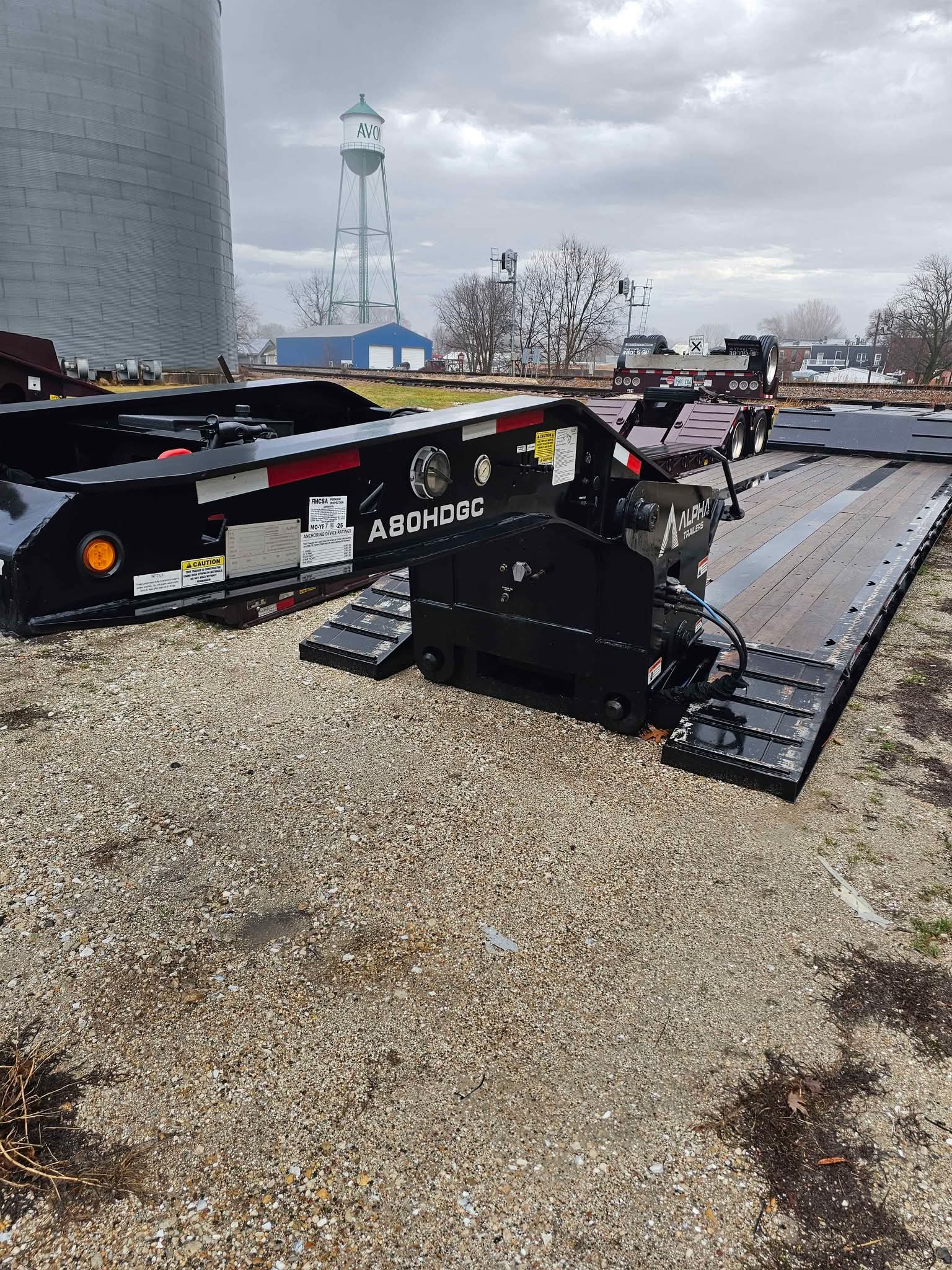 2023 rgn hydraulic neck alpha 40 ton with flip axle - Vehicle Trailers ...